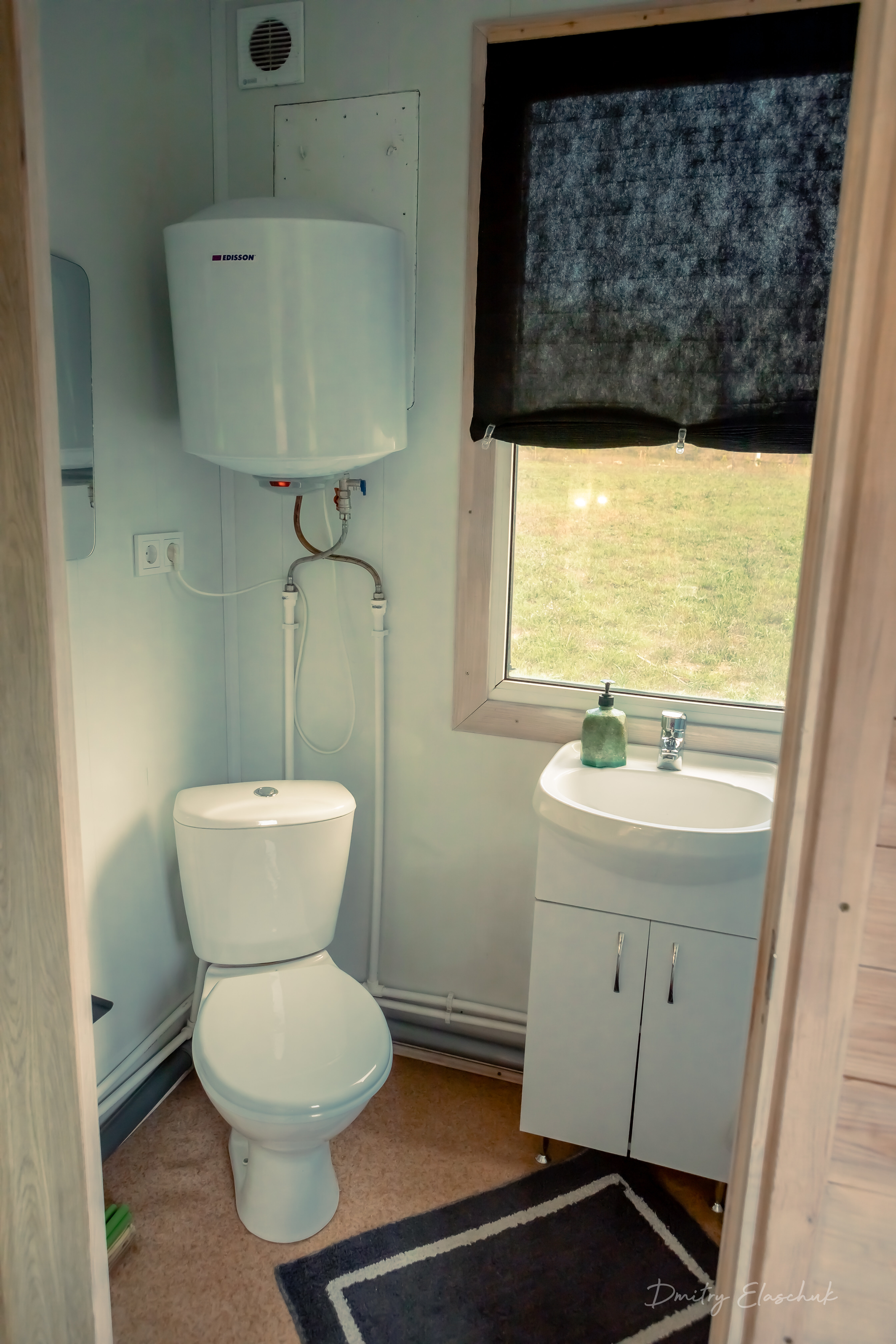 Коттедж с видом на лес