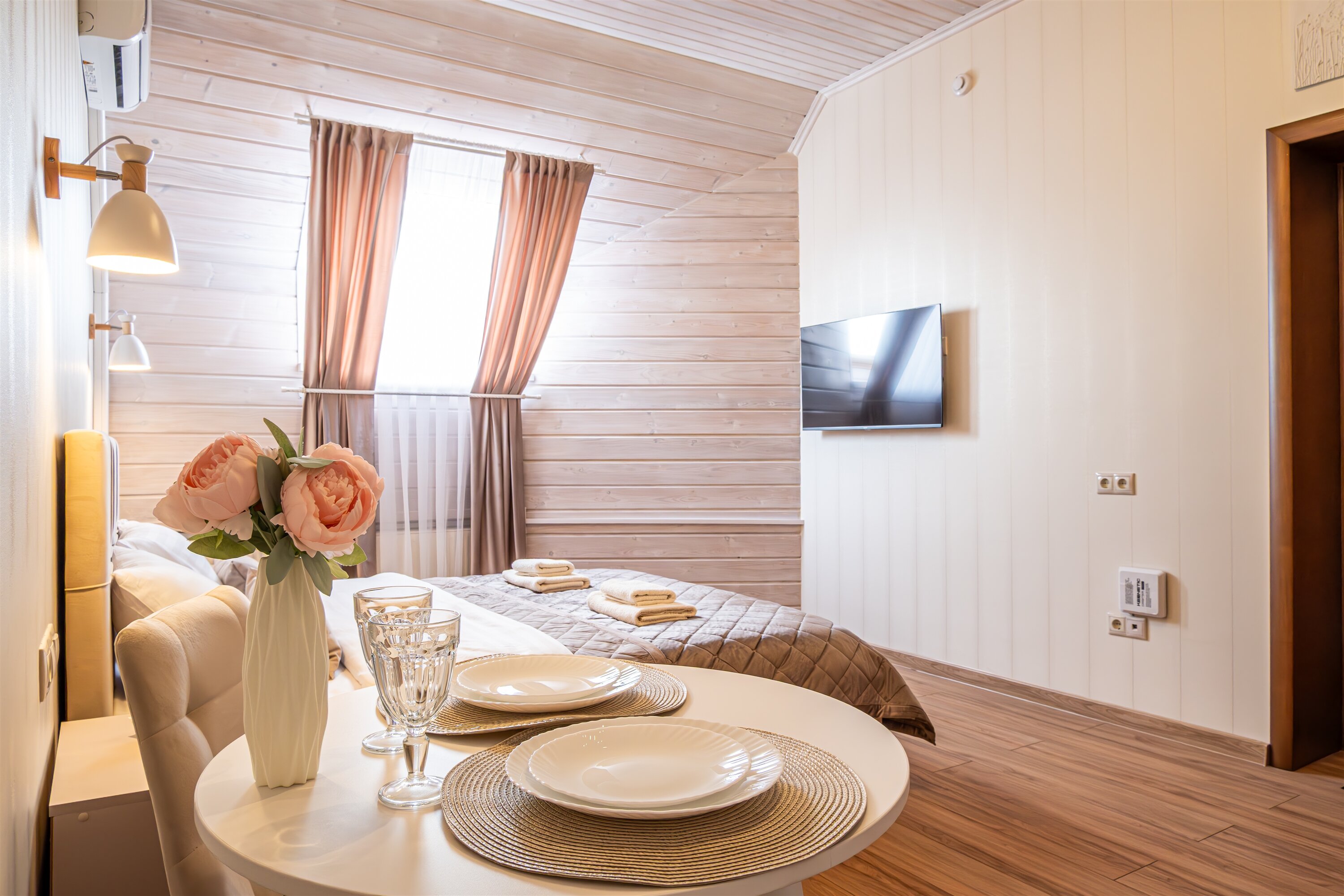 Небольшой двухместный номер с 1 кроватью