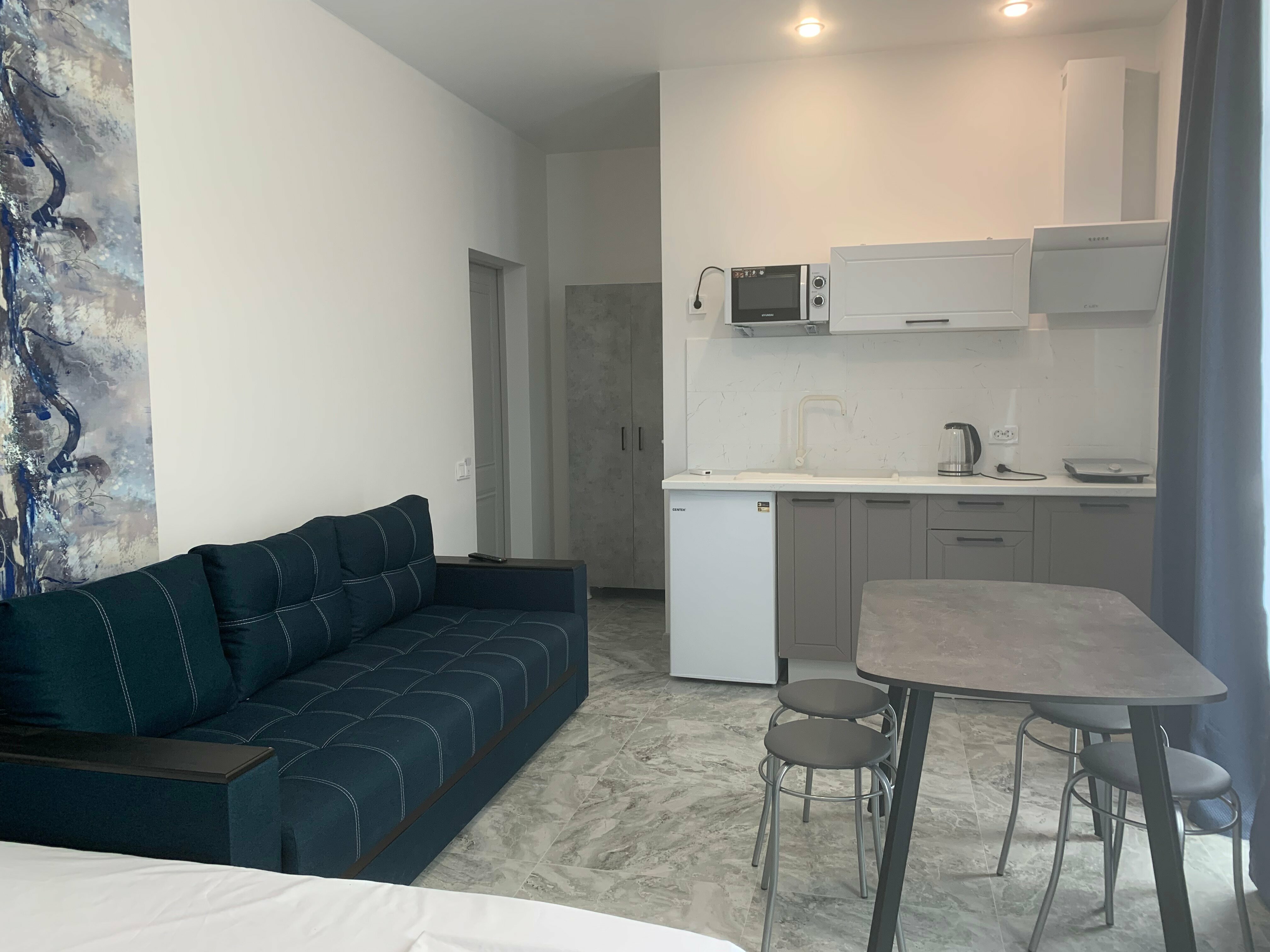 Номер-студия с диваном-кроватью