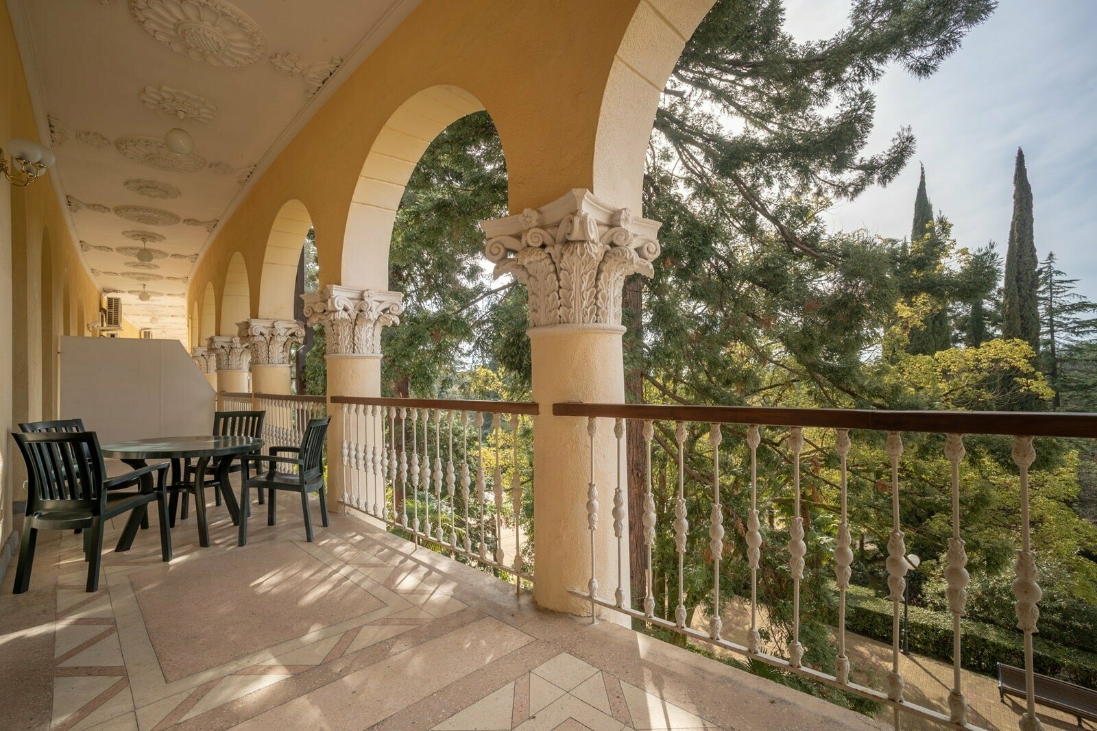 Люкс с балконом (Главный корпус)