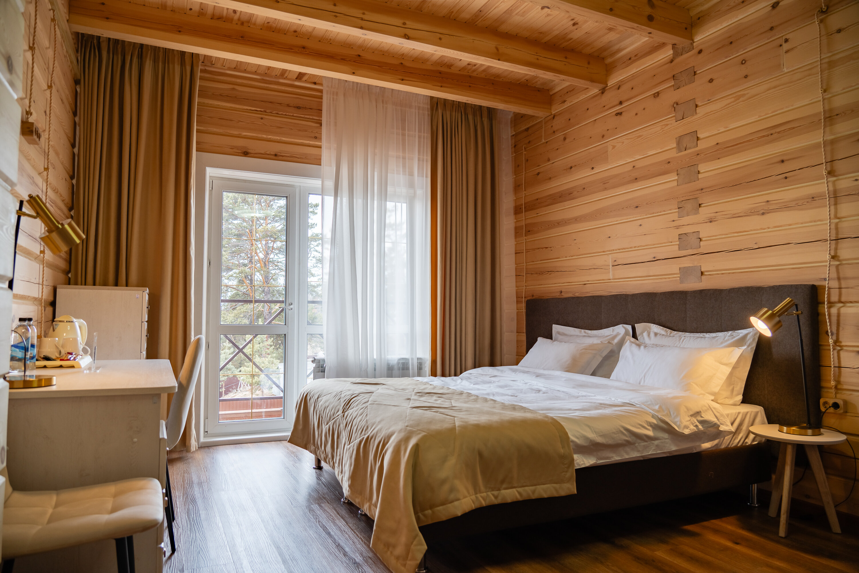 Семейный с 2 комнатами, балконом и видом на Байкал