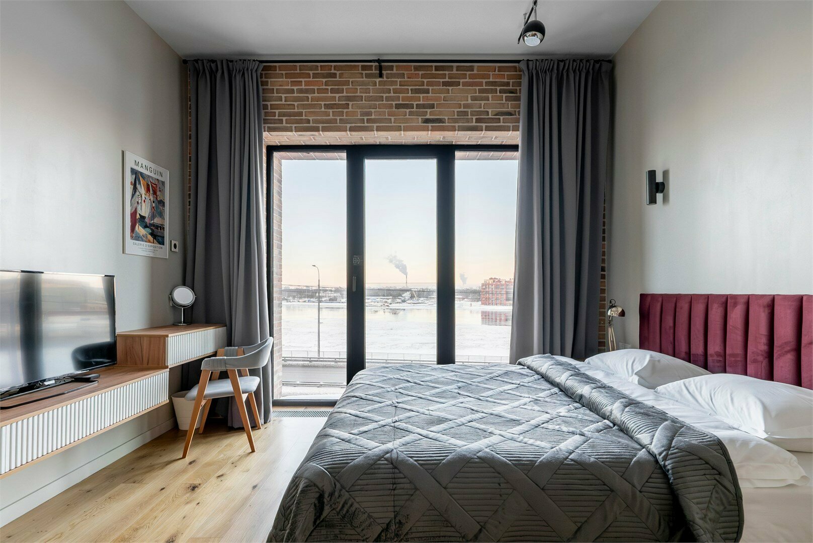 Deluxe студия с видом на реку