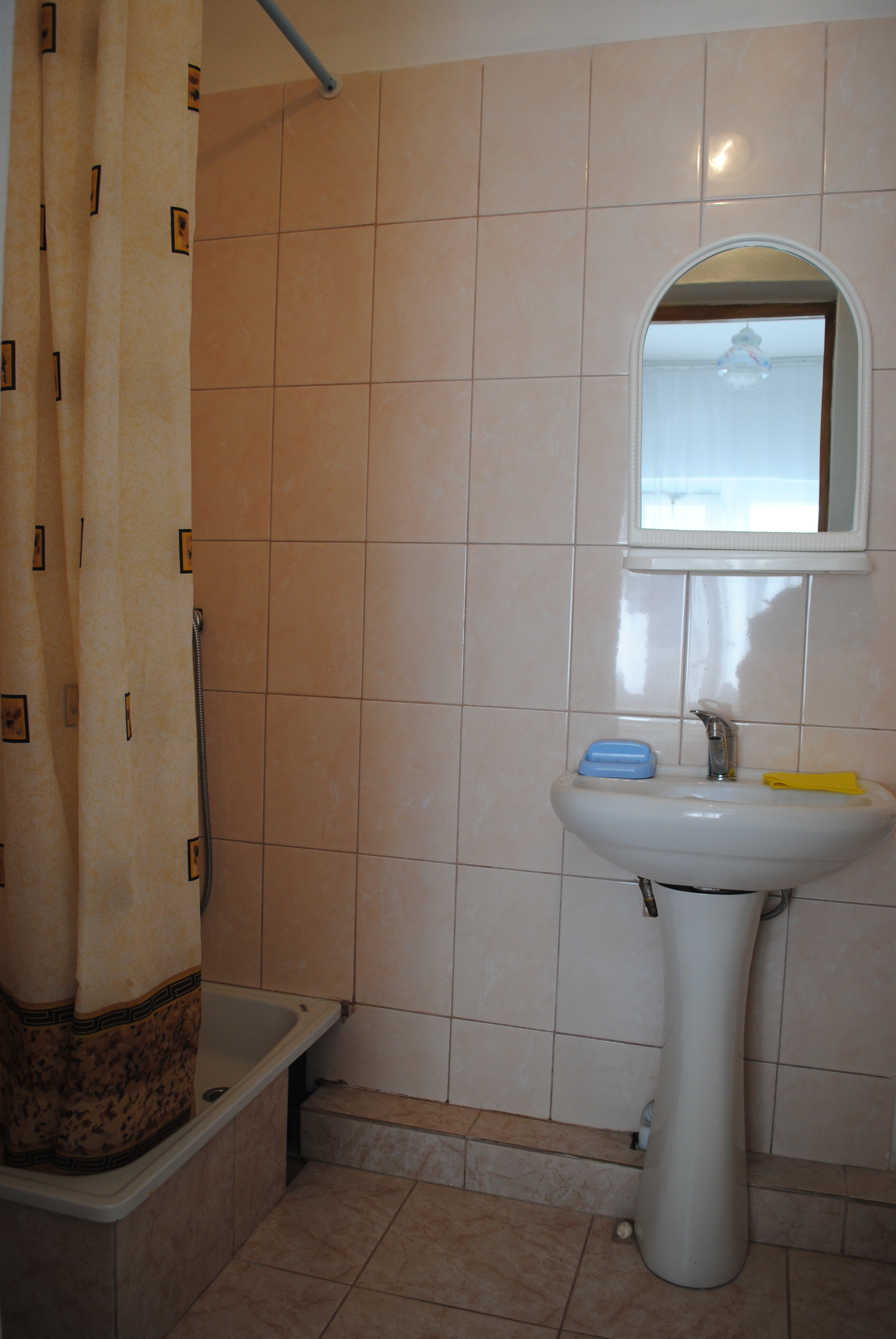 Небольшой двухместный номер с 1 кроватью или 2 отдельными кроватями