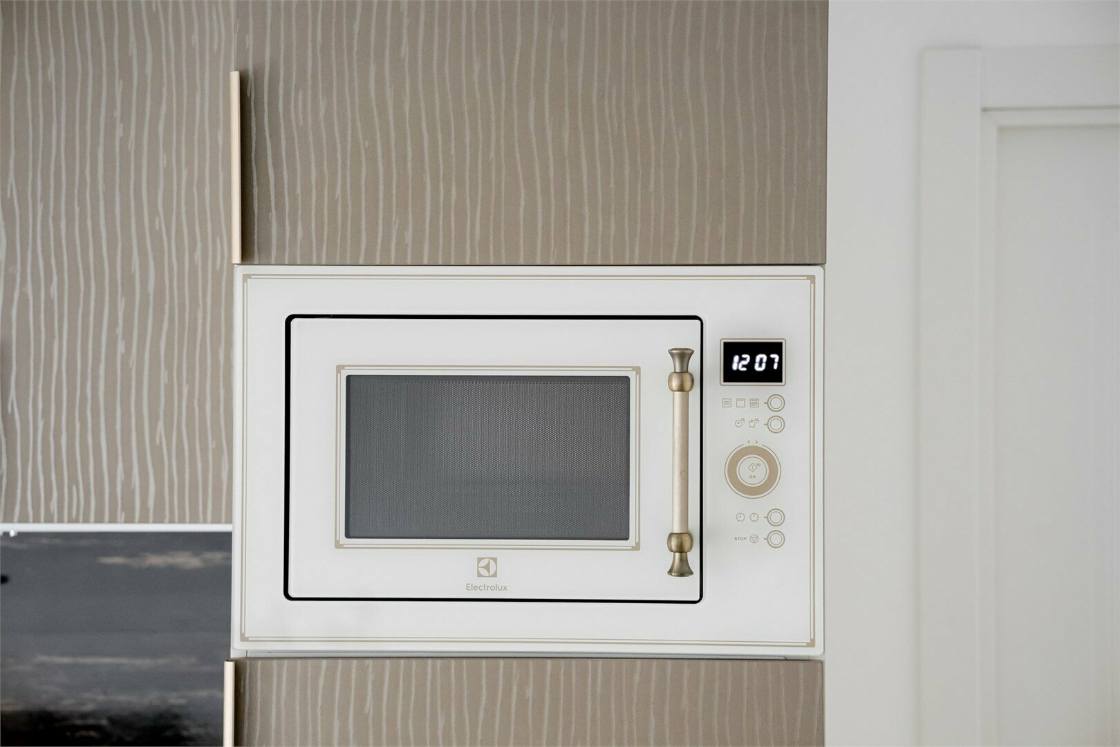 Люкс с балконом