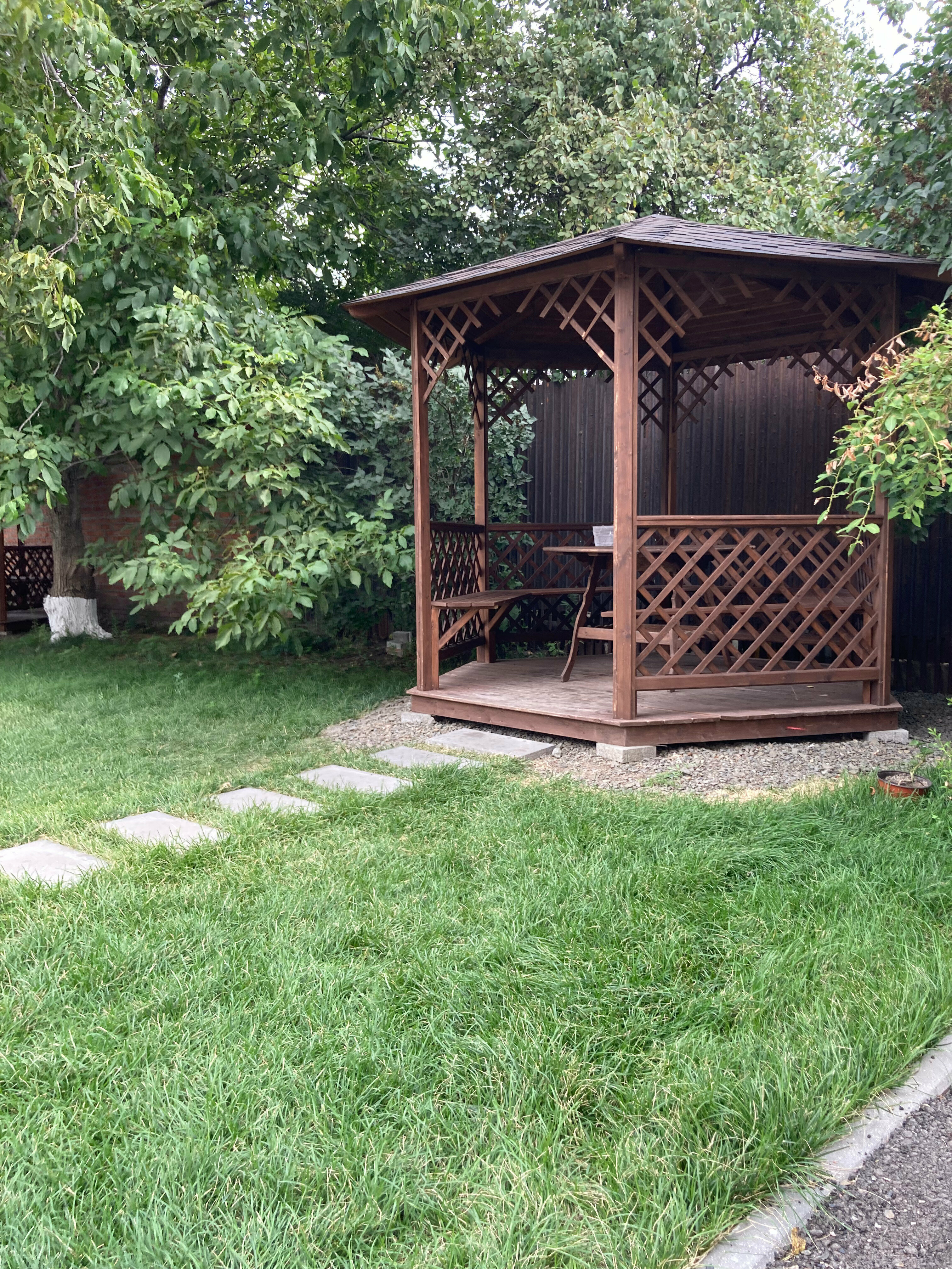 Семейный люкс с бассейном и зоной барбекю