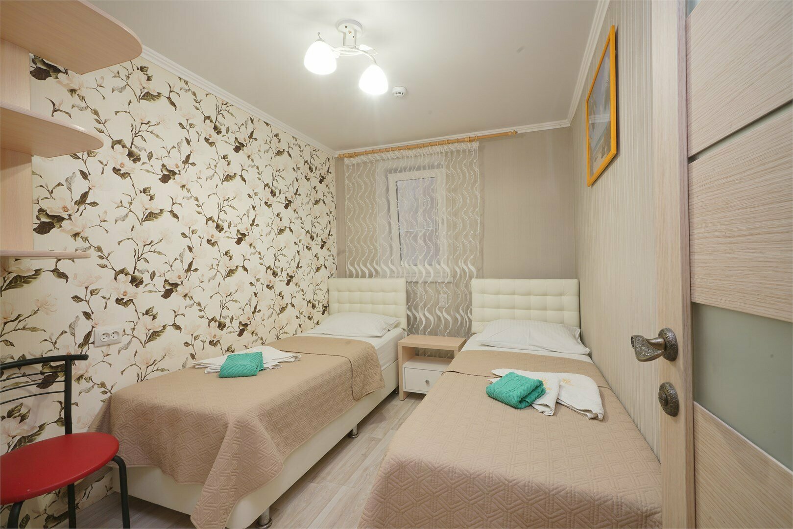 Семейный с 2 спальнями