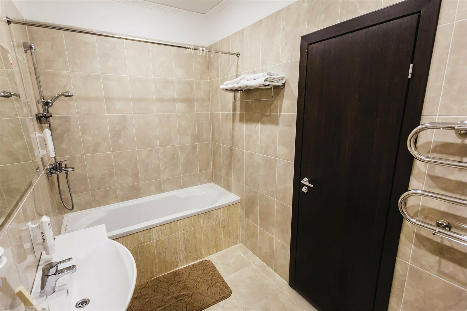 Бизнес с видом на парк без балкона