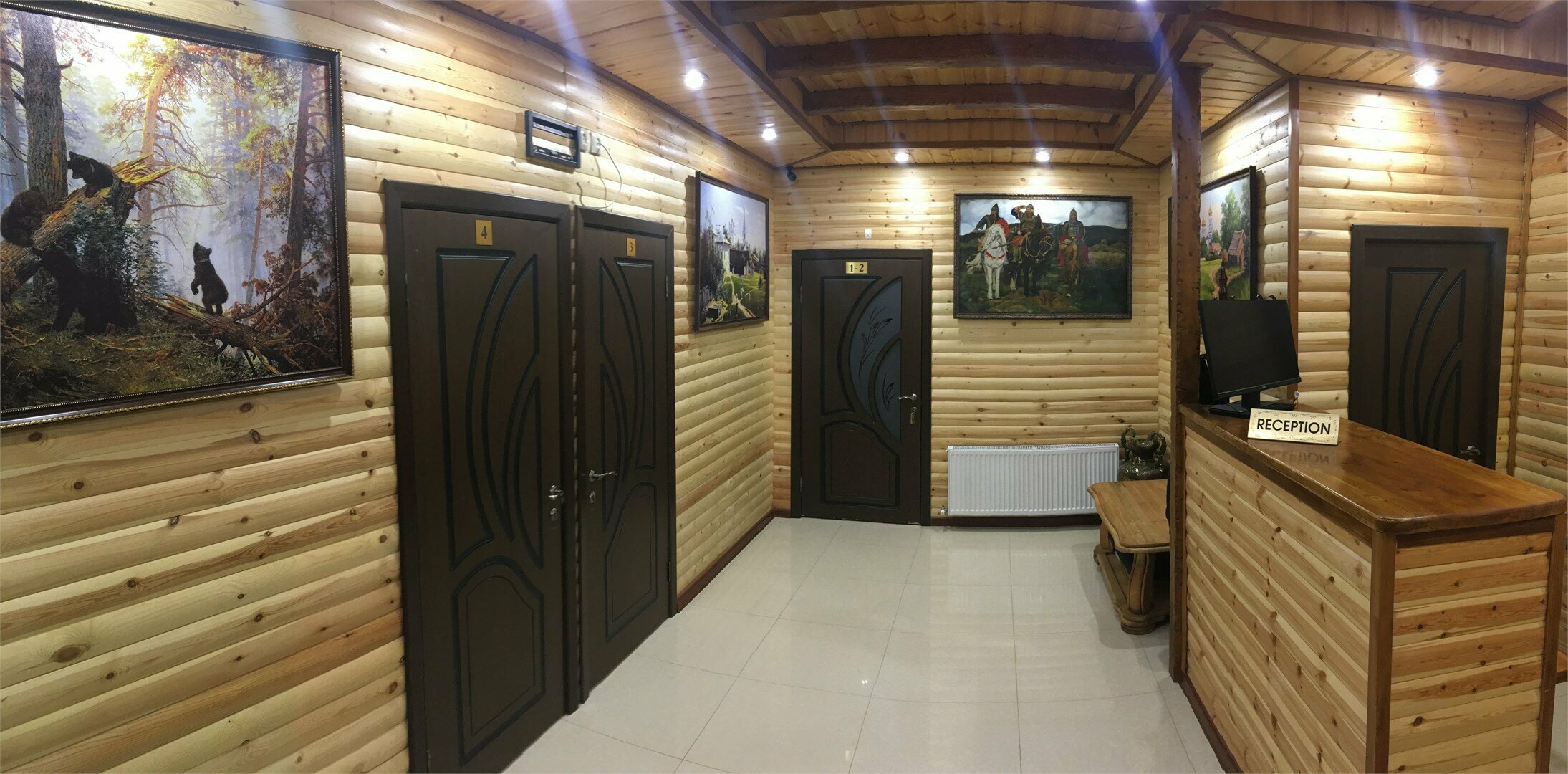 Одноместный номер из дерева