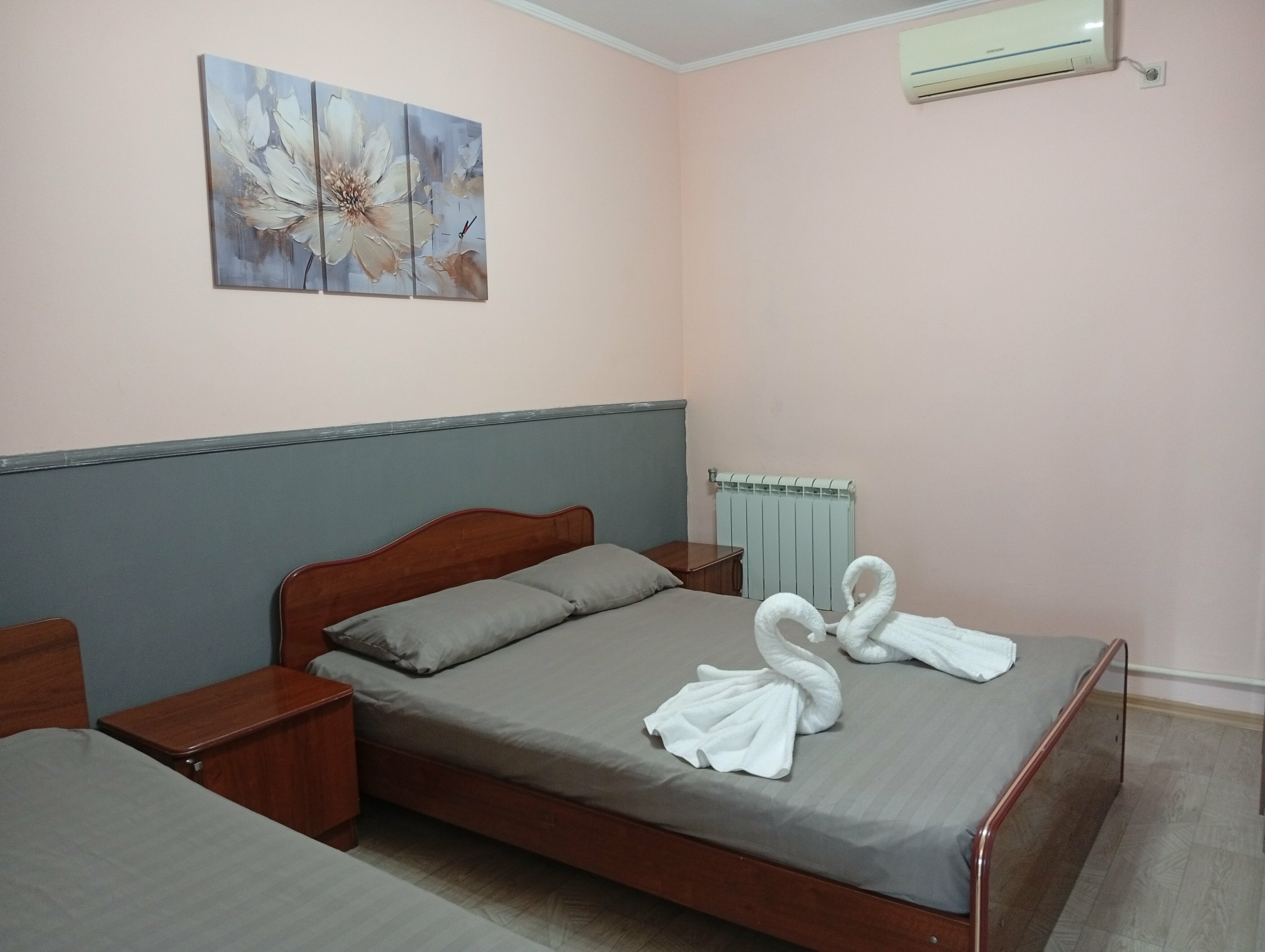 Двухместный номер с 1 кроватью или 2 отдельными кроватями и дополнительной кроватью