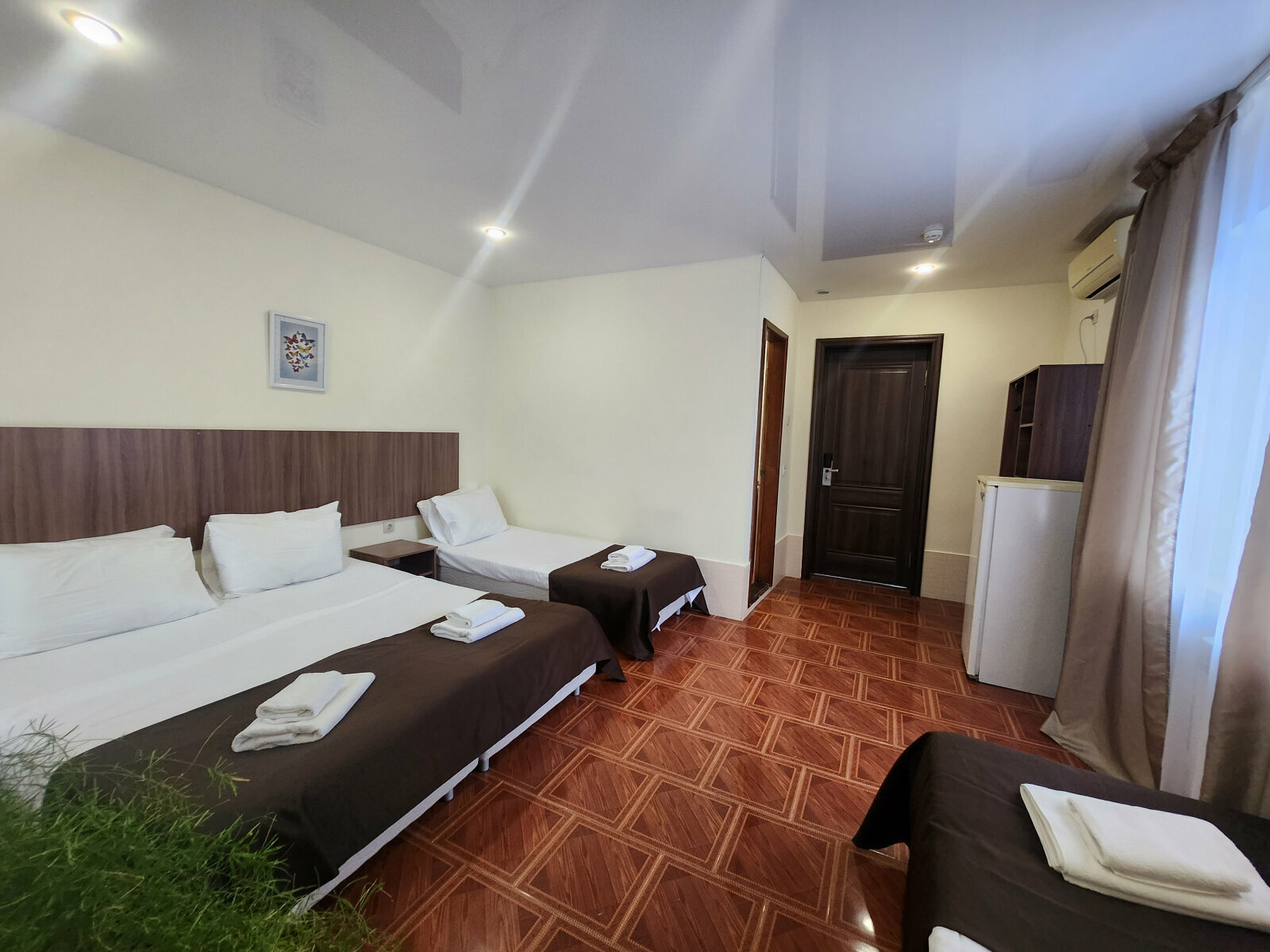 Четырехместный номер с балконом