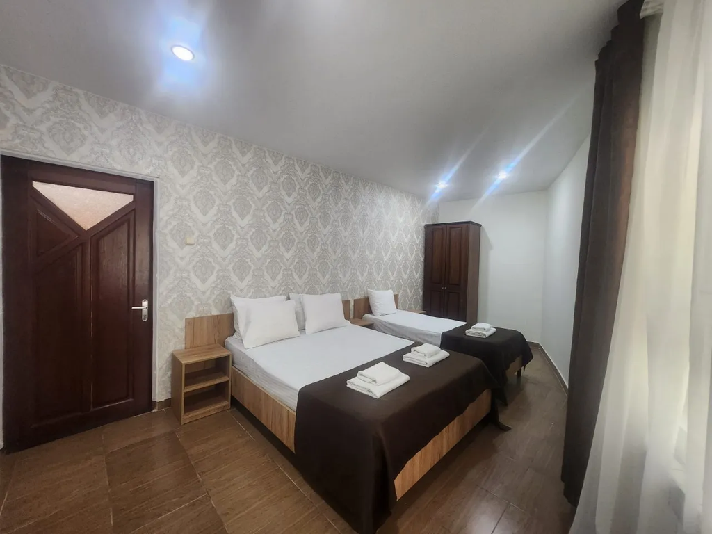 Семейный номер с балконом