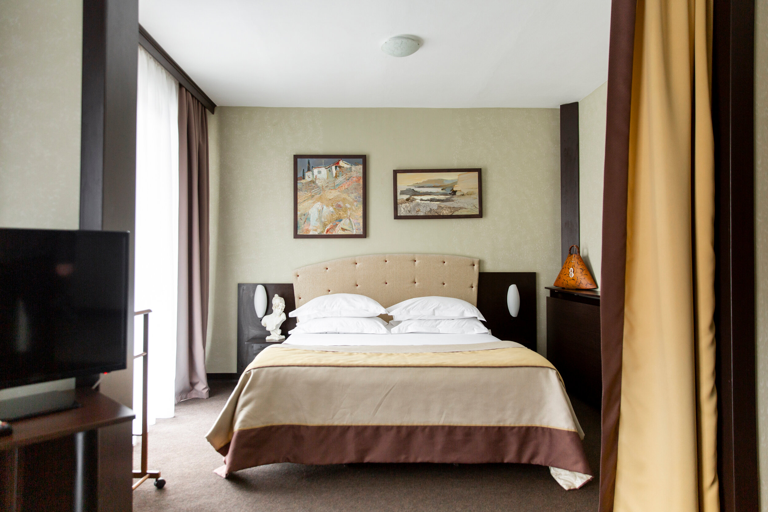 Люкс Студия