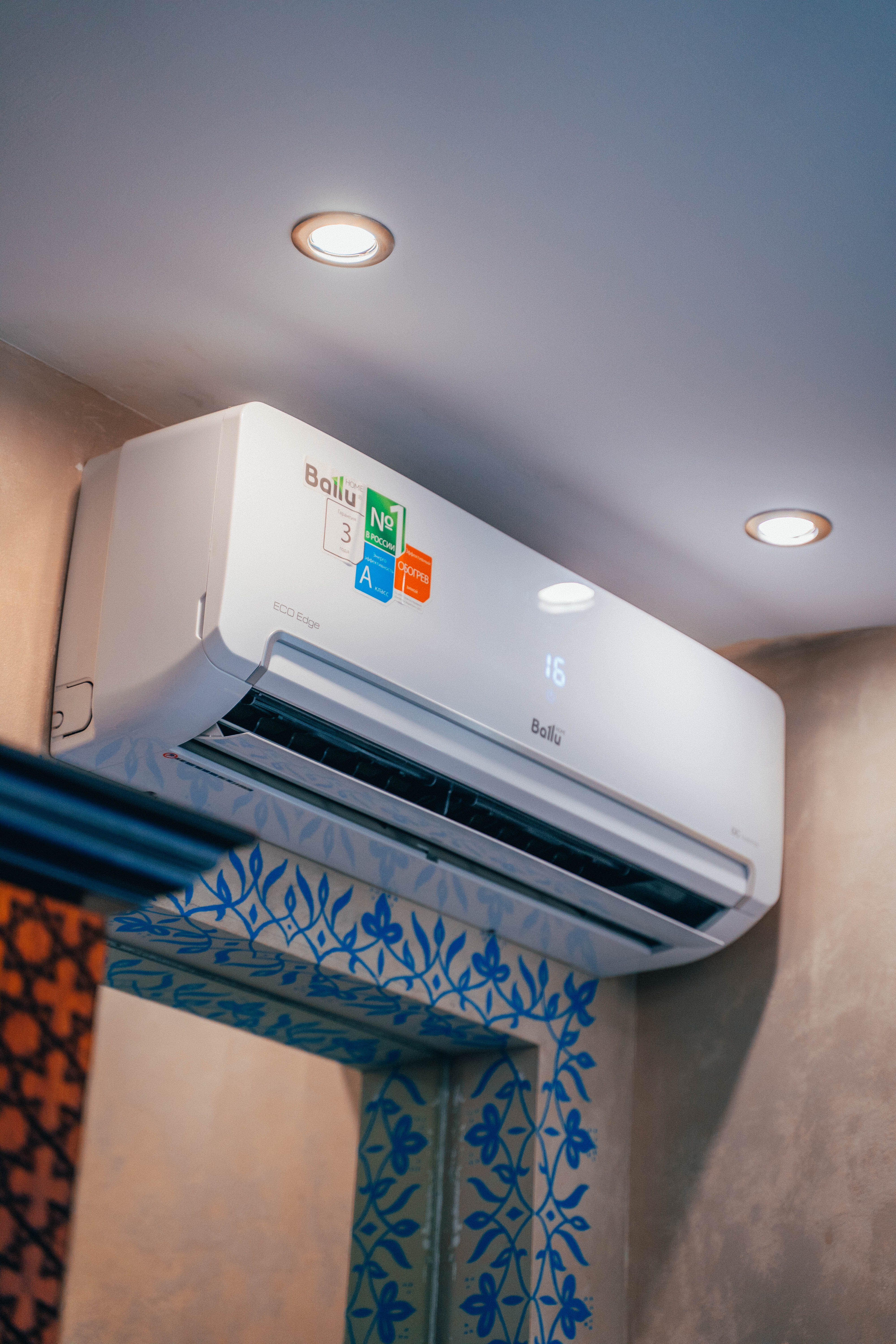 Улучшенный номер с кроватью размера «king-size»