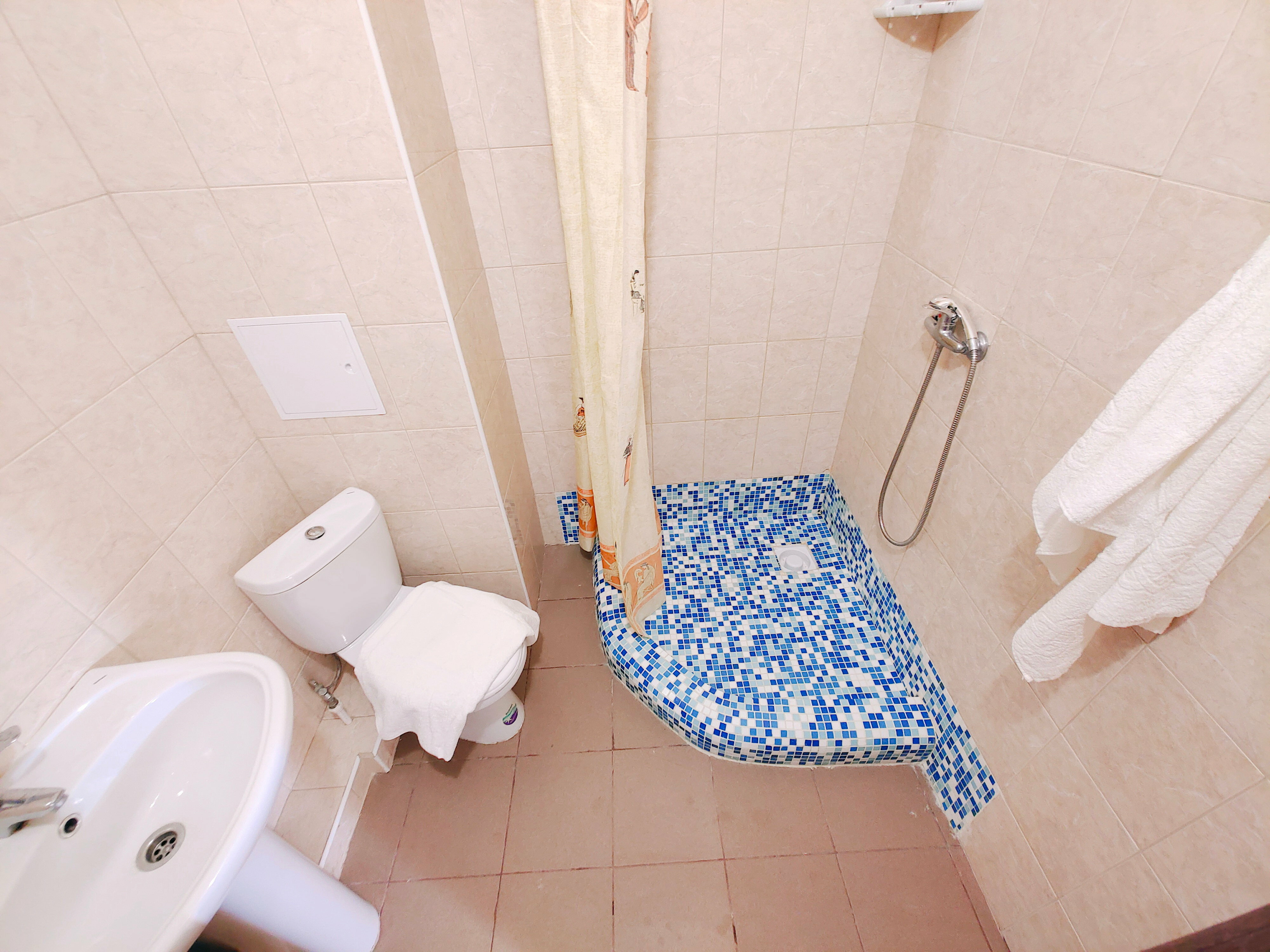 3х местный комфорт с боковым видом на море