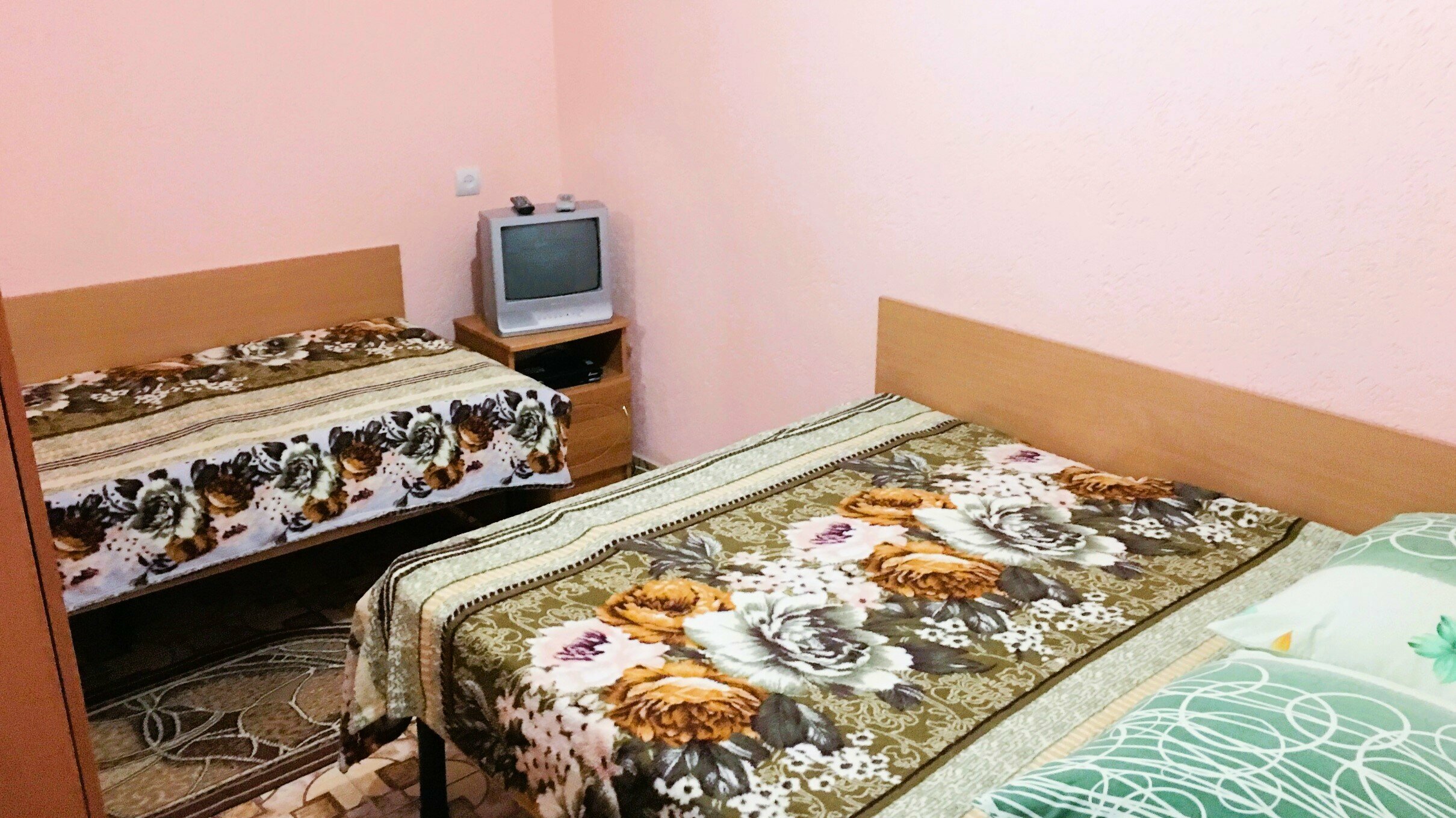 3-местный с кухней «Садовый 4»