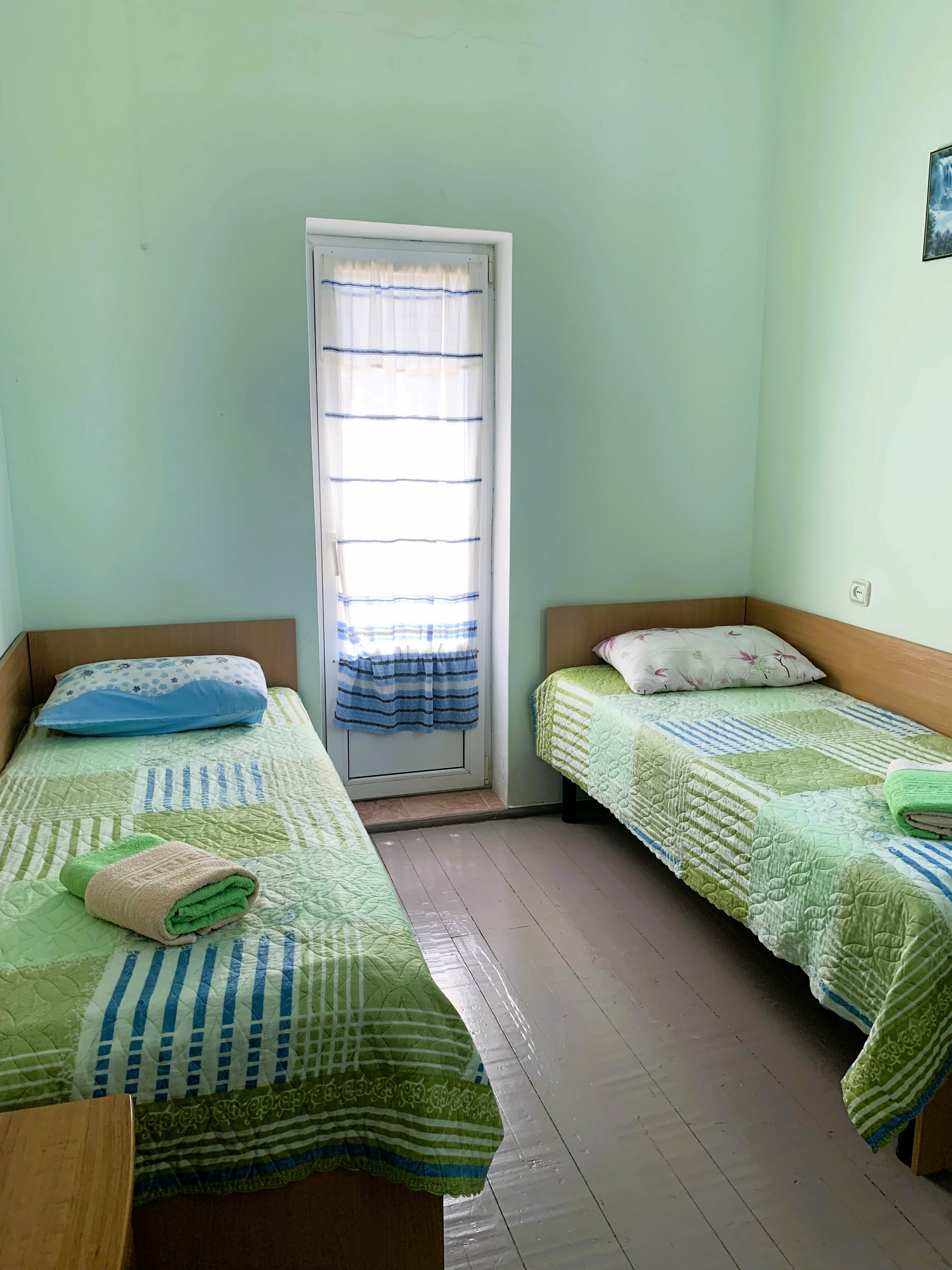 2-местный  с балконом на 2-эт. №4