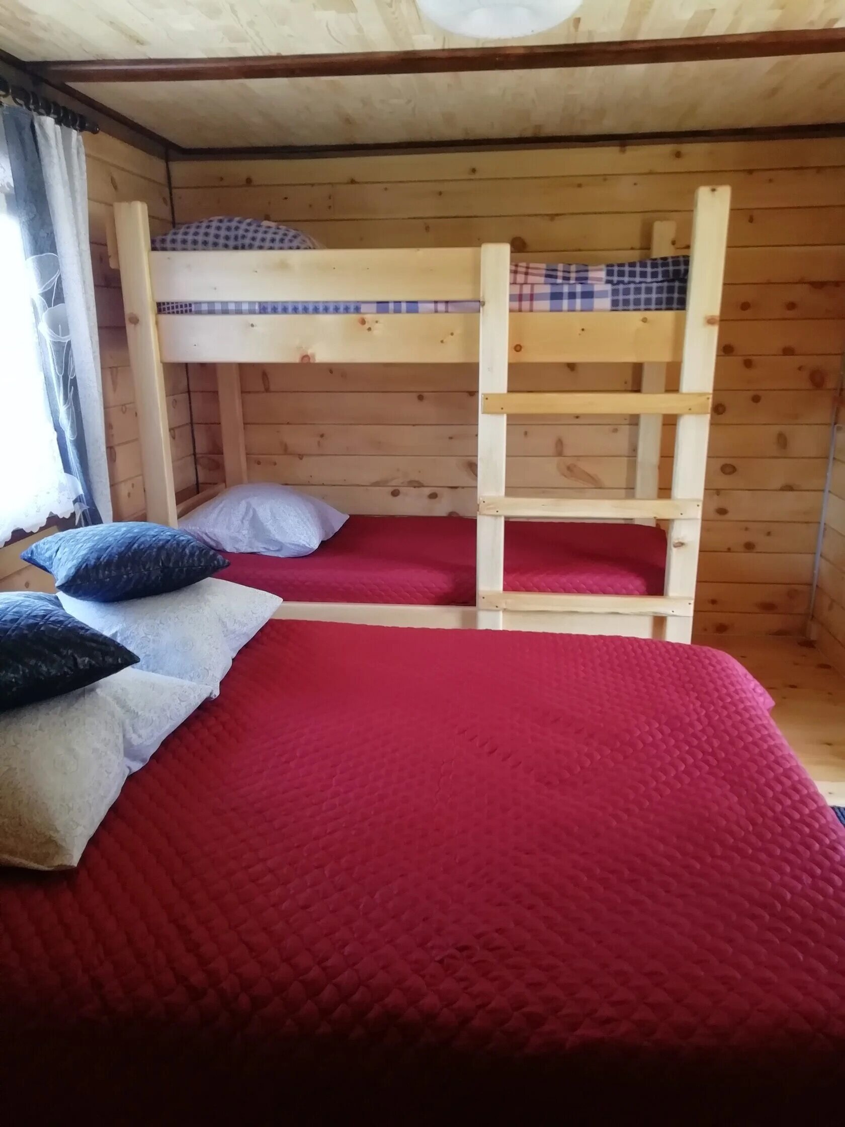 Семейный номер с балконом