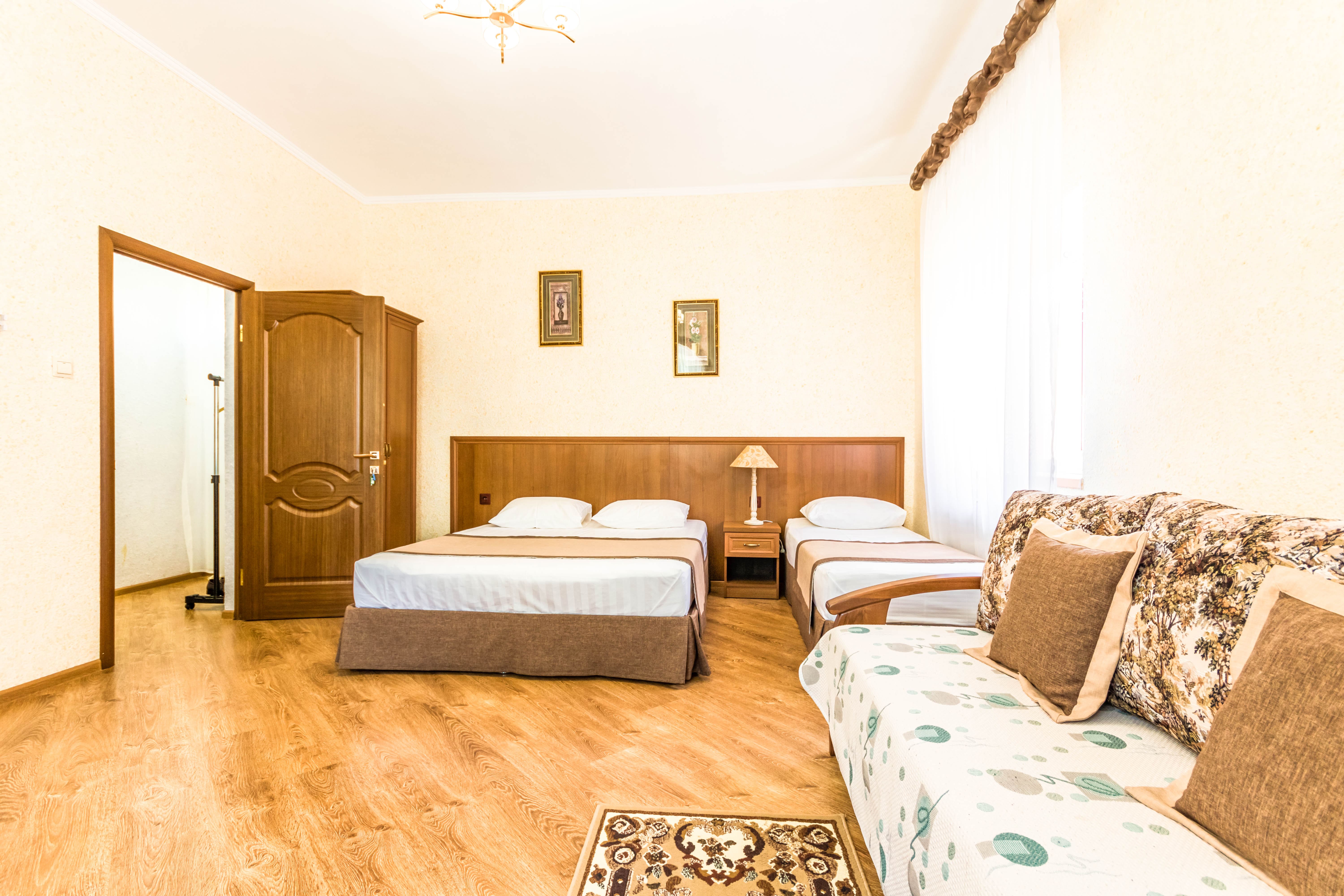 Номер 5-ти местный 2-х комнатный с кухней-гостиной