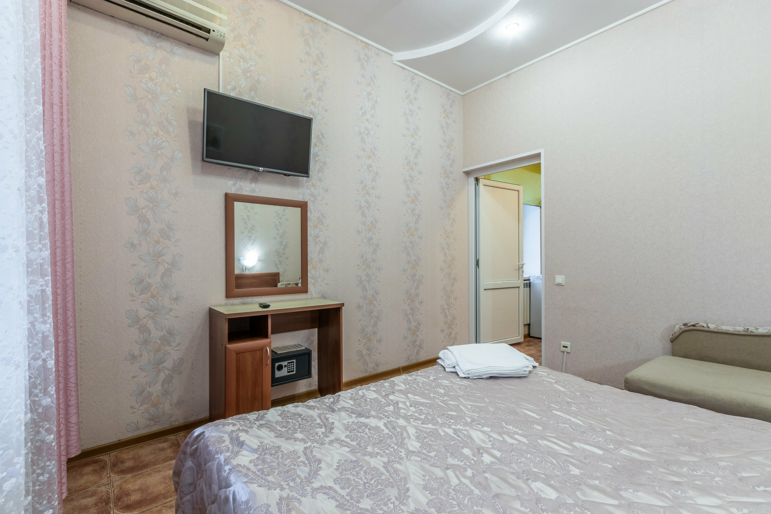 Трехместная студия