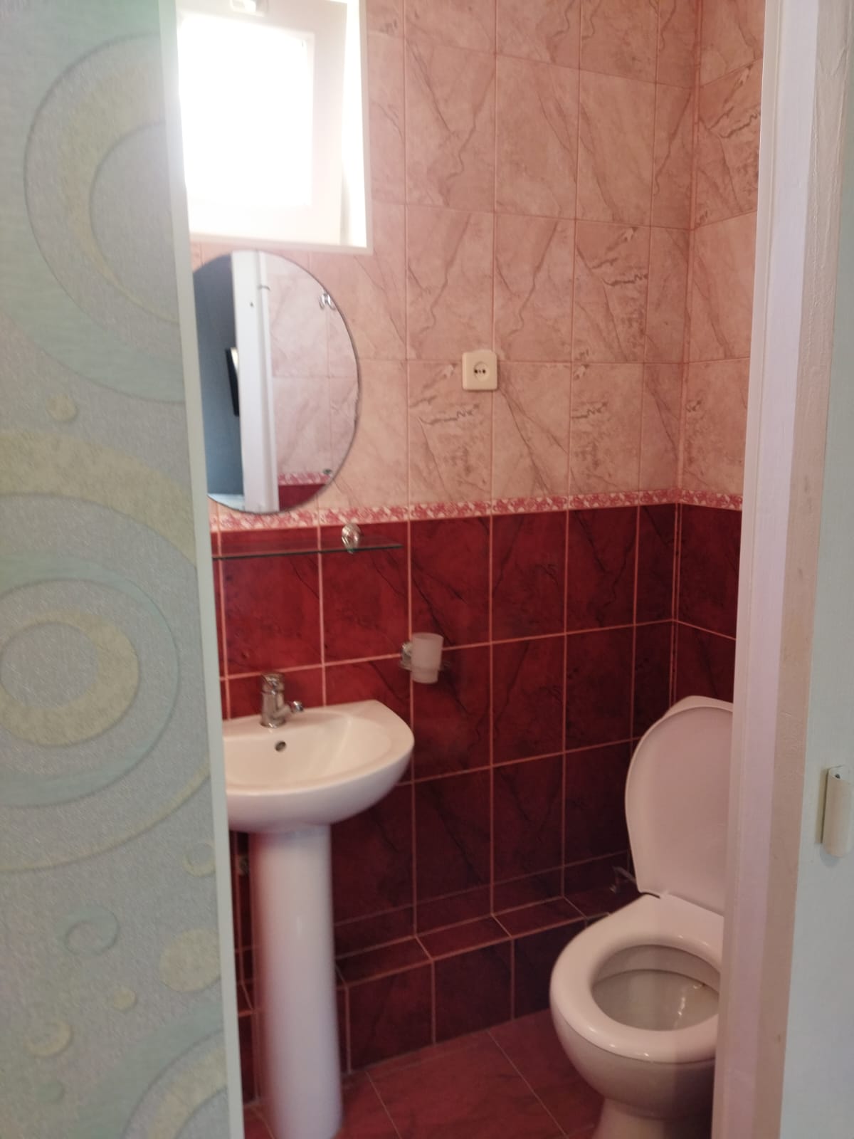 Двухкомнатный 4-х местный номер(совместными комнатами)