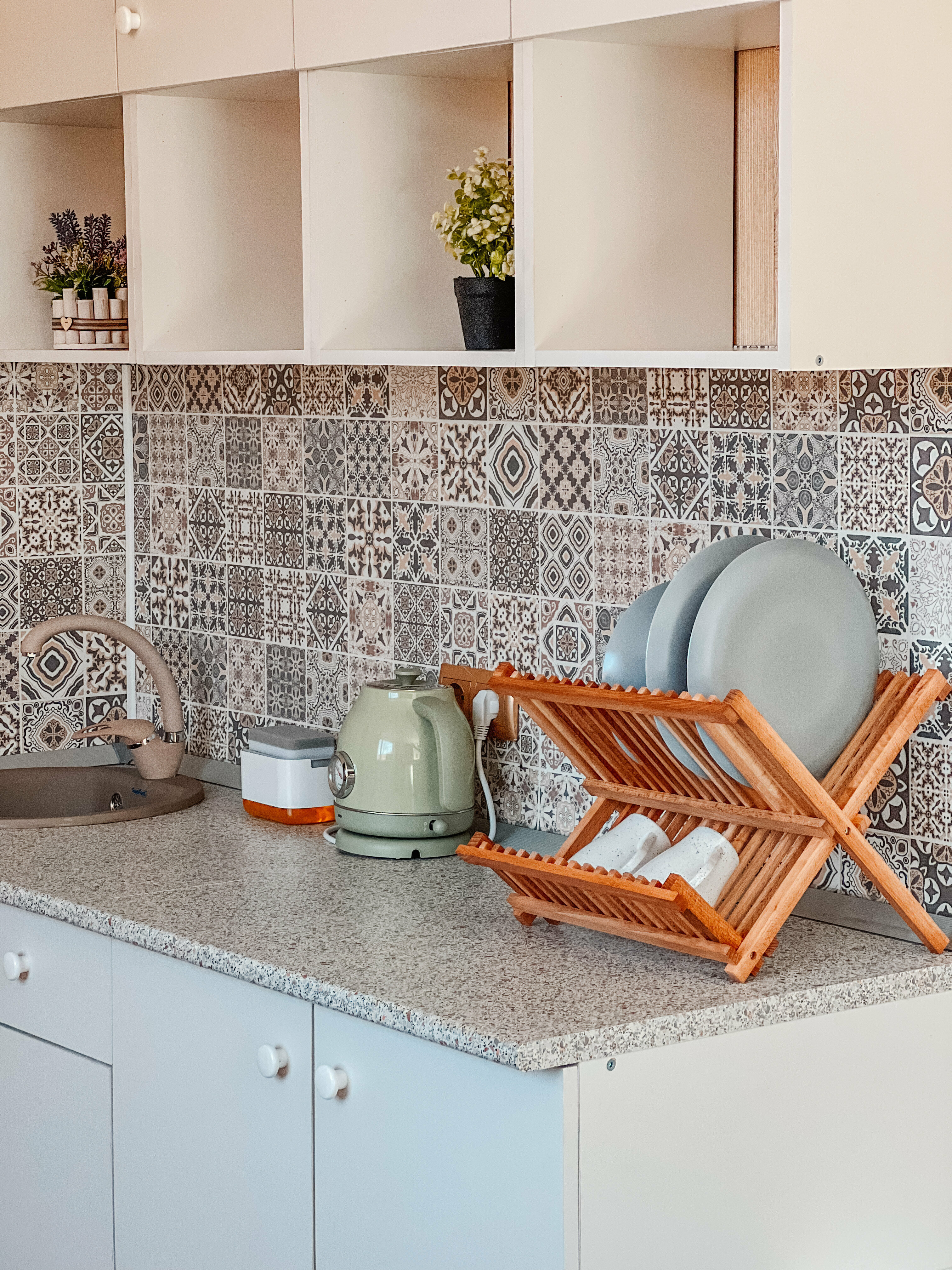 Двухместный номер с 2 отдельными кроватями и общим туалетом