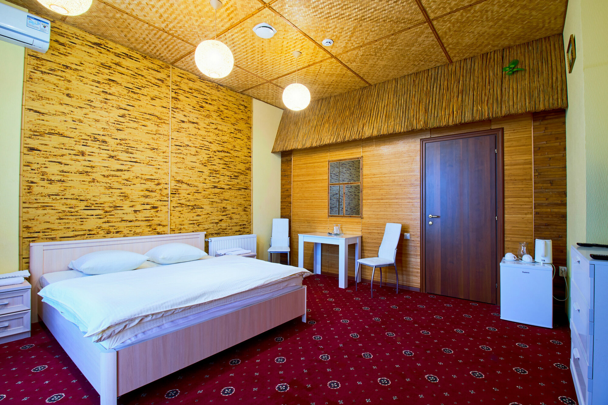 Семейный двухместный номер с 1 кроватью