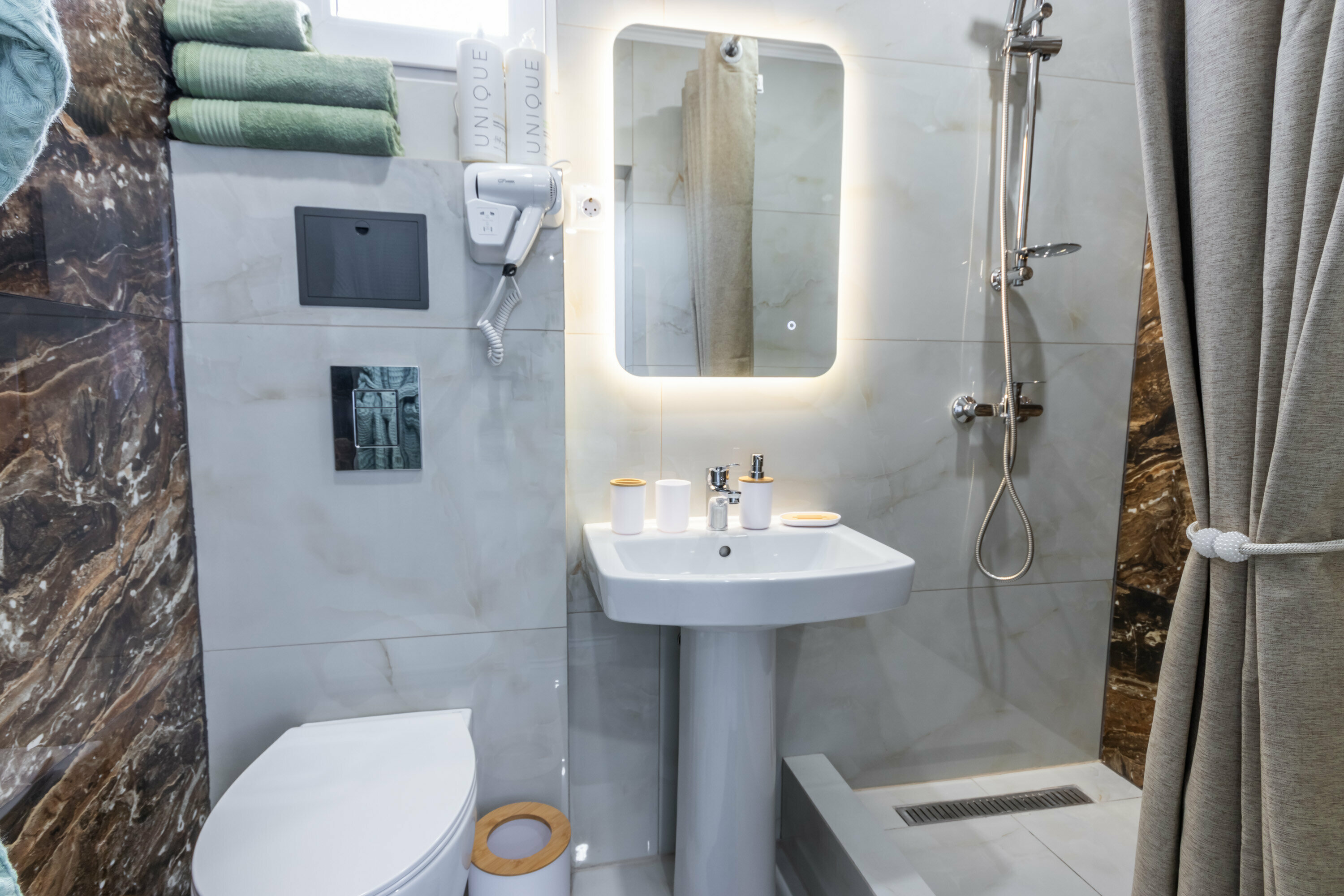 Апартаменты шестиместные двухкомнатные