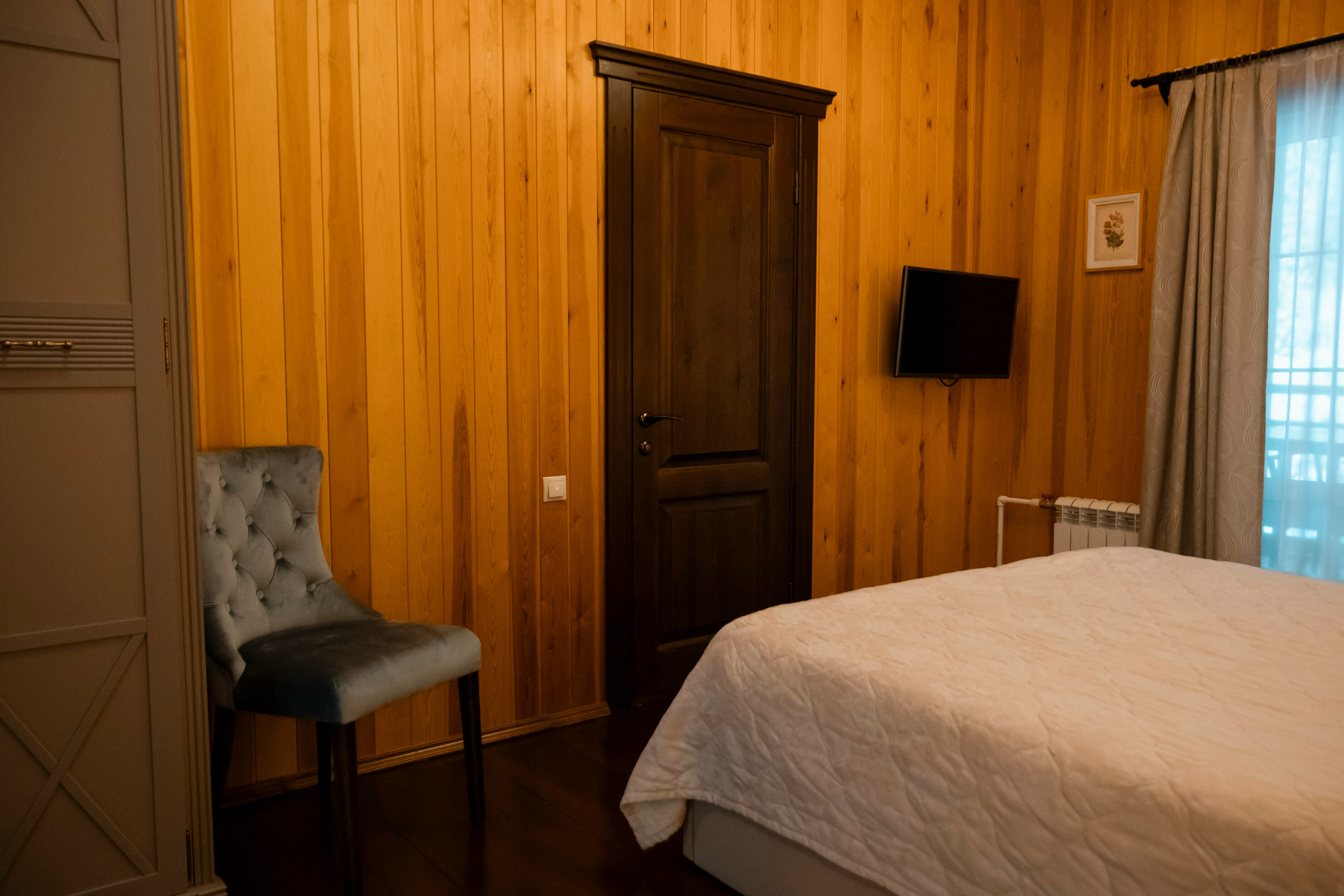 Трехместный номер с балконом