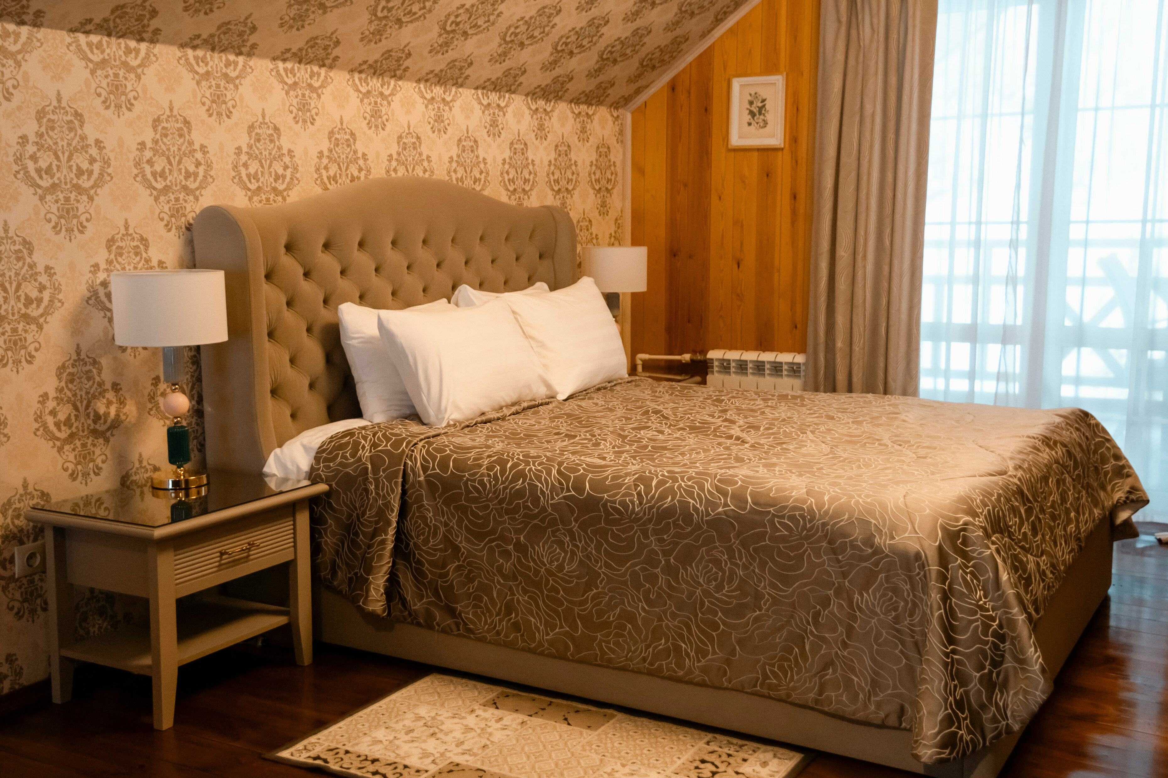 Трехместный номер с балконом