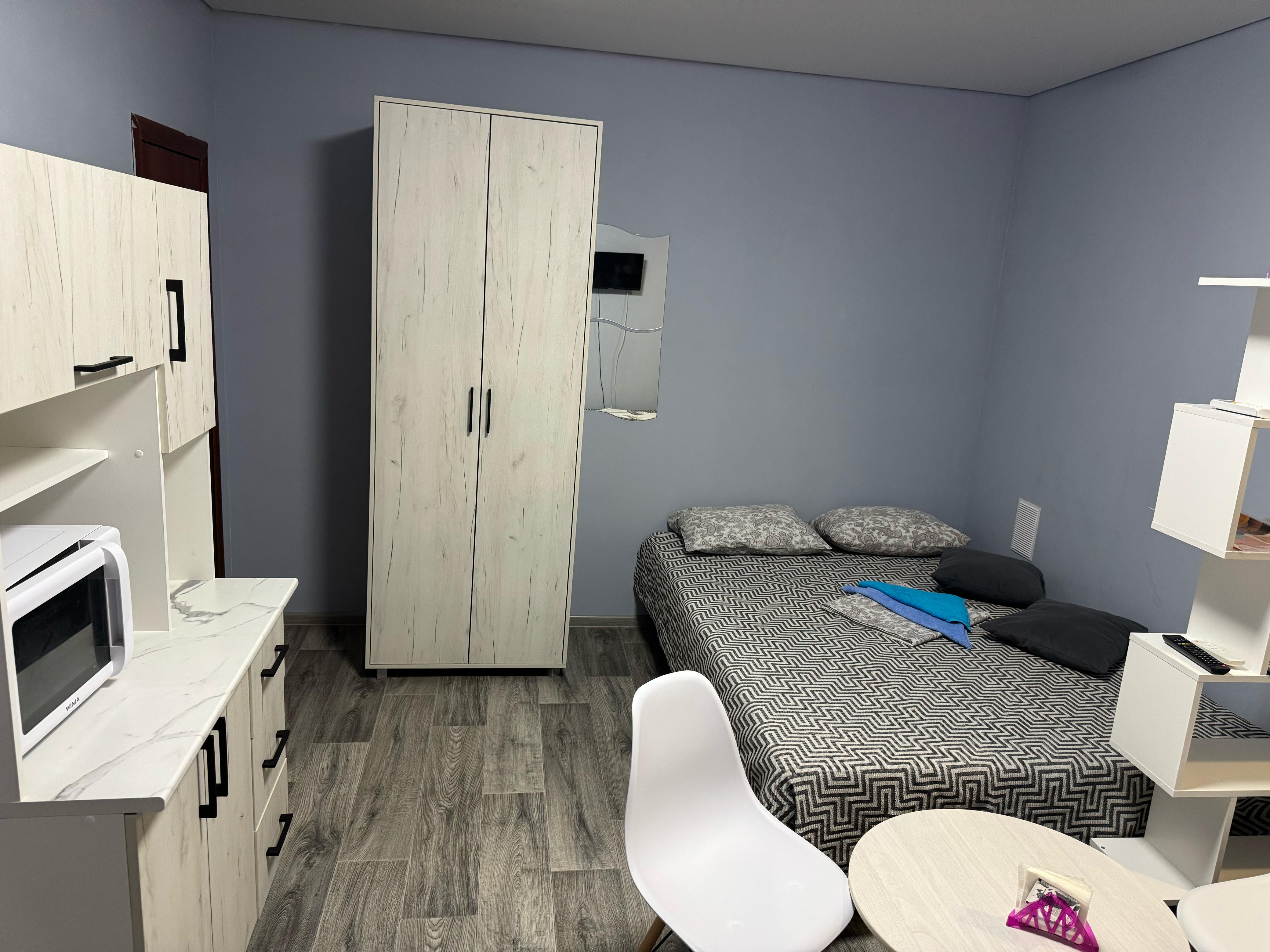 Трехместный номер с душем