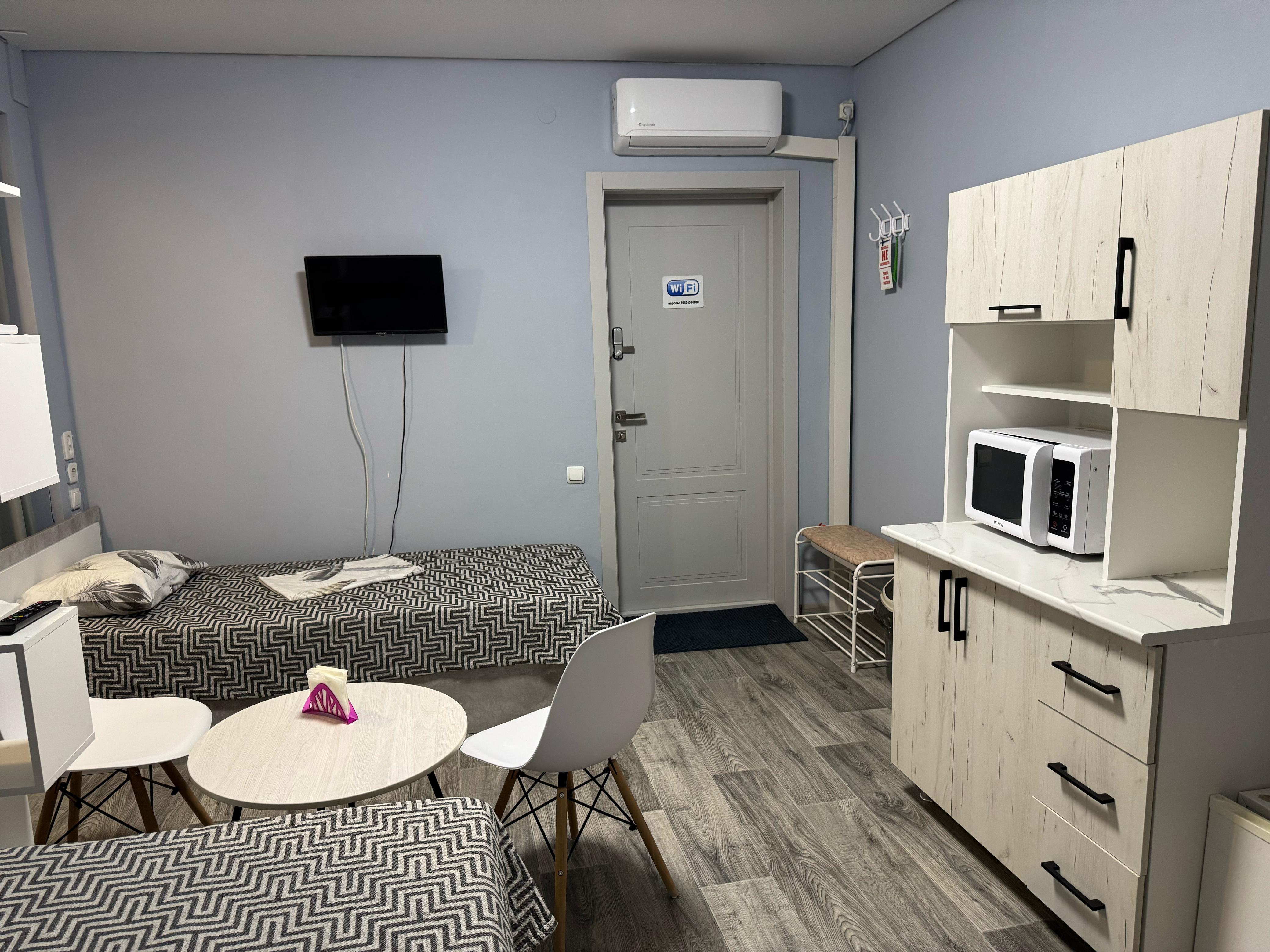 Трехместный номер с душем