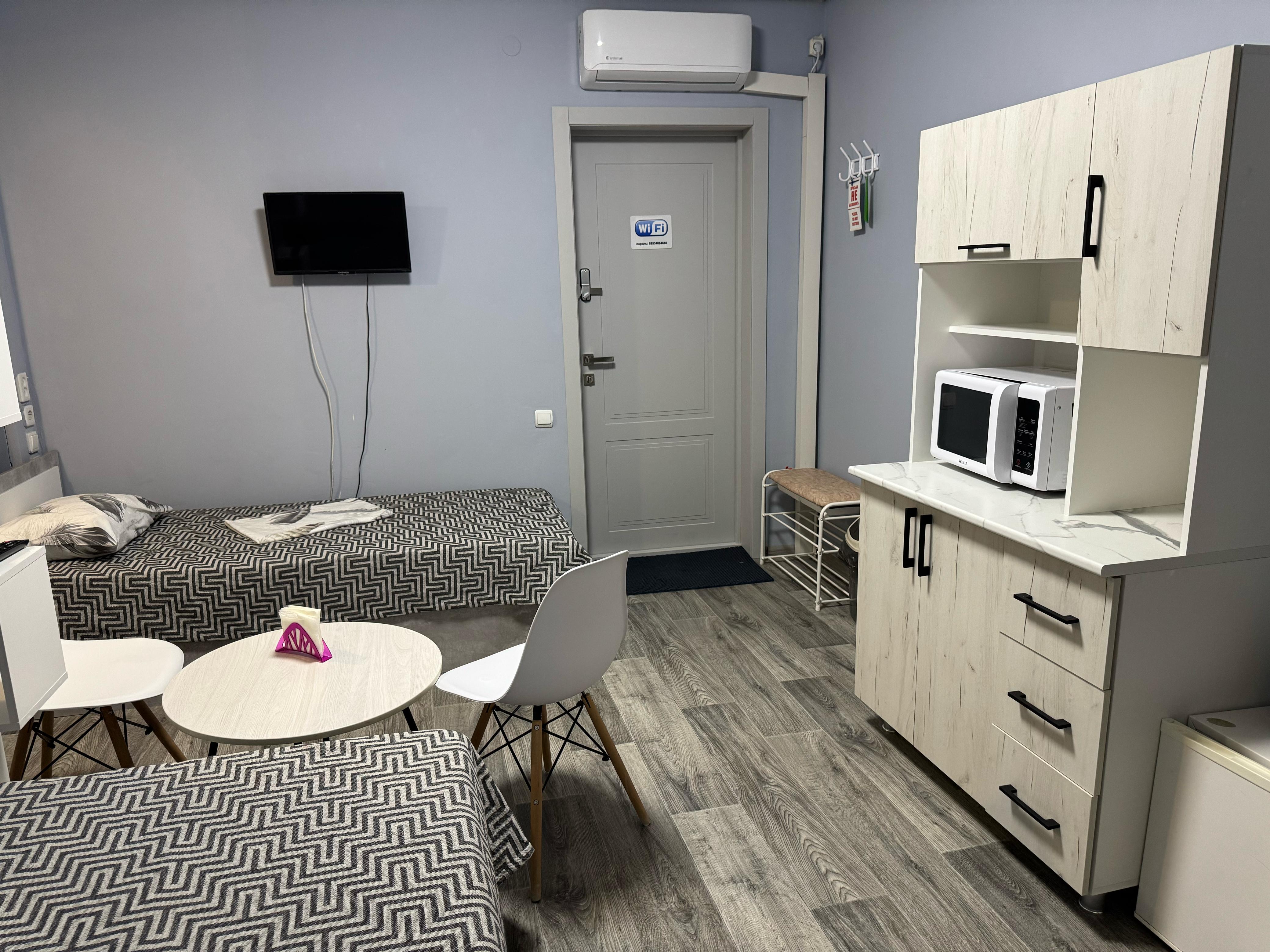 Трехместный номер с душем