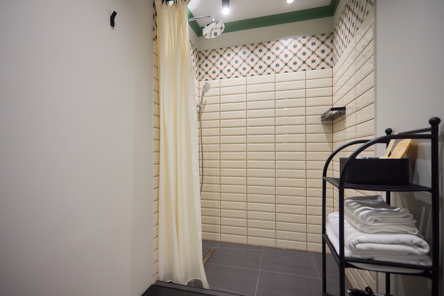 Бизнес двухкомнатный