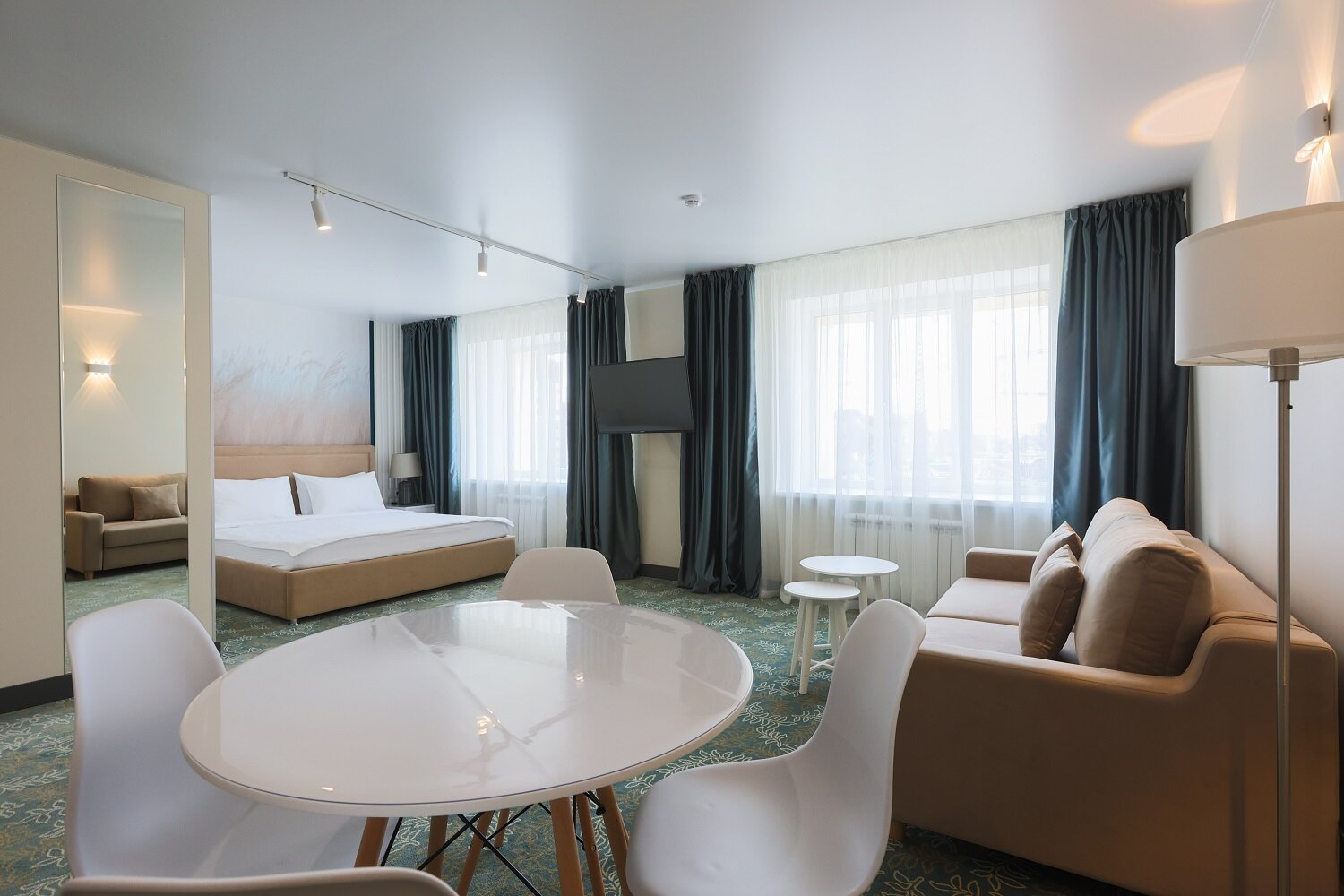 Джуниор Сюит №3