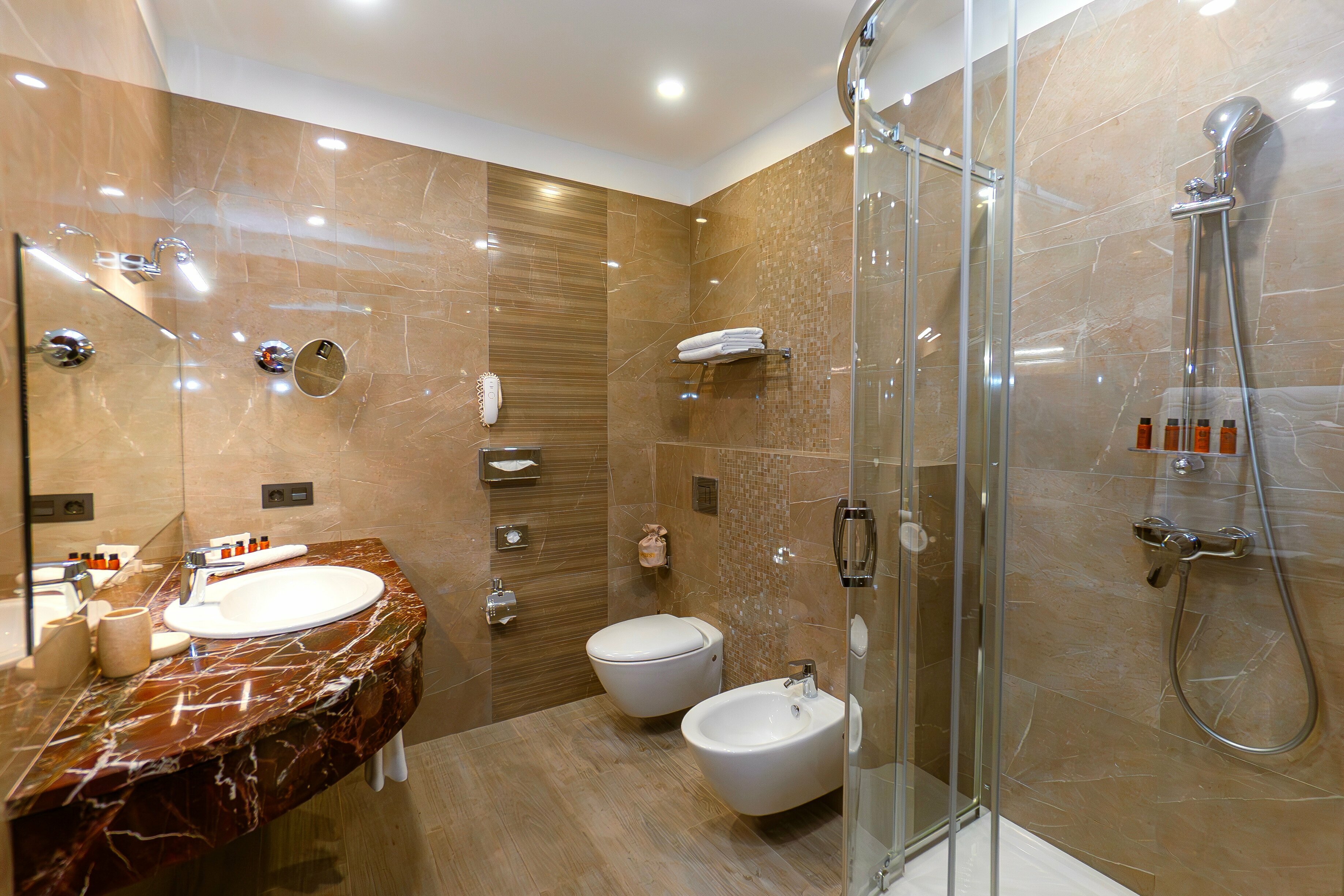 АПАРТАМЕНТЫ