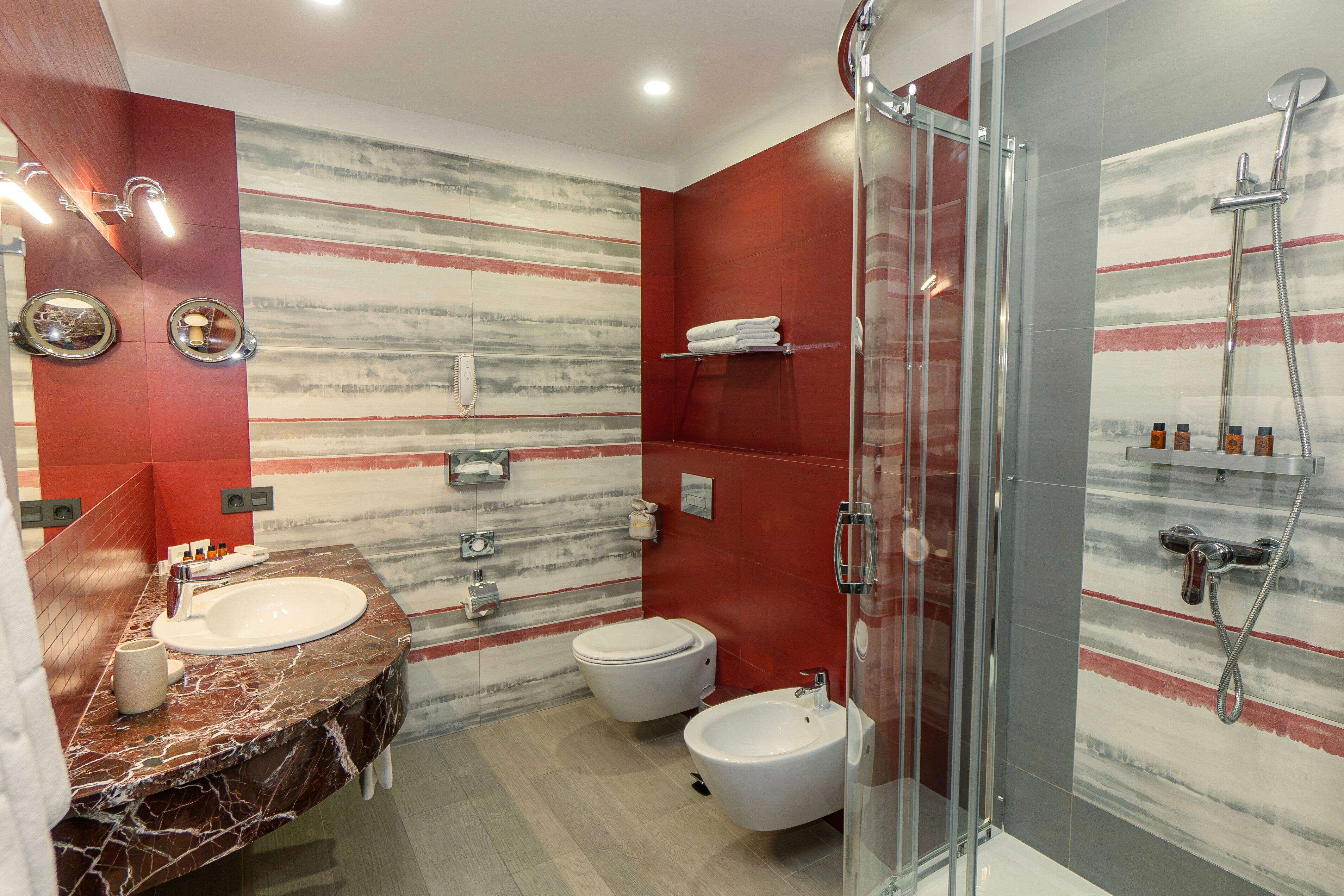 ЛЮКС СЕМЕЙНЫЙ