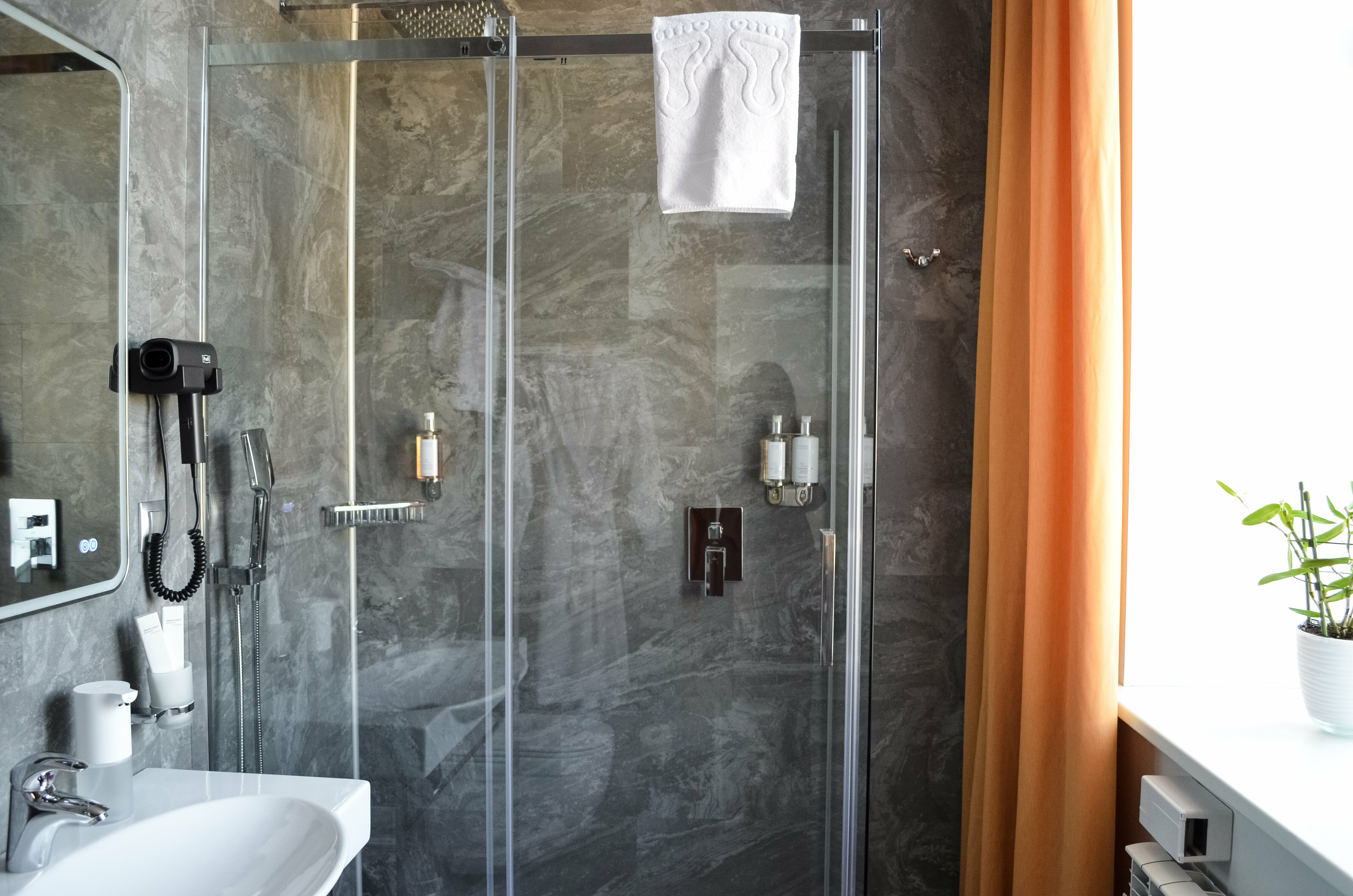 Большой двухместный номер с 1 кроватью