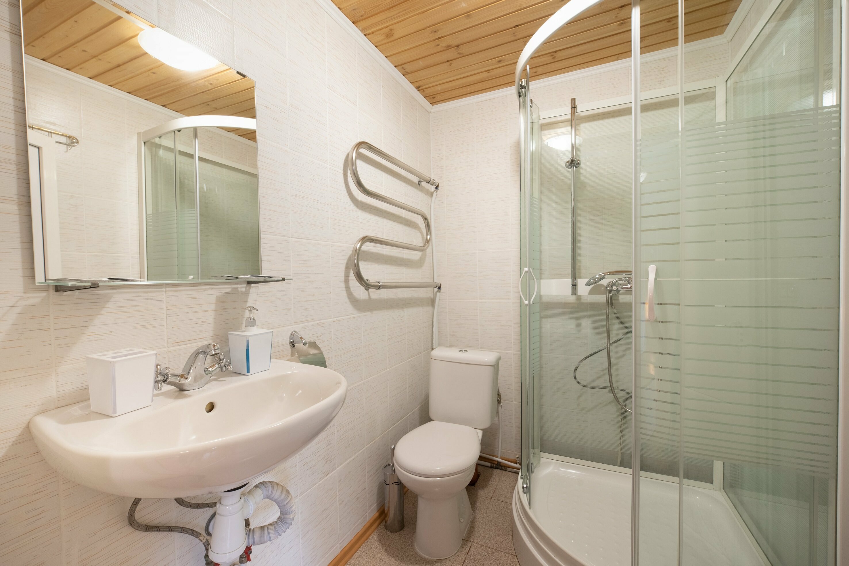 Двухуровневый трехместный номер с кондиционером