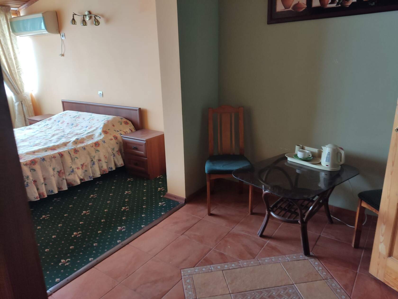 Cемейный номер с собственной ванной комнатой