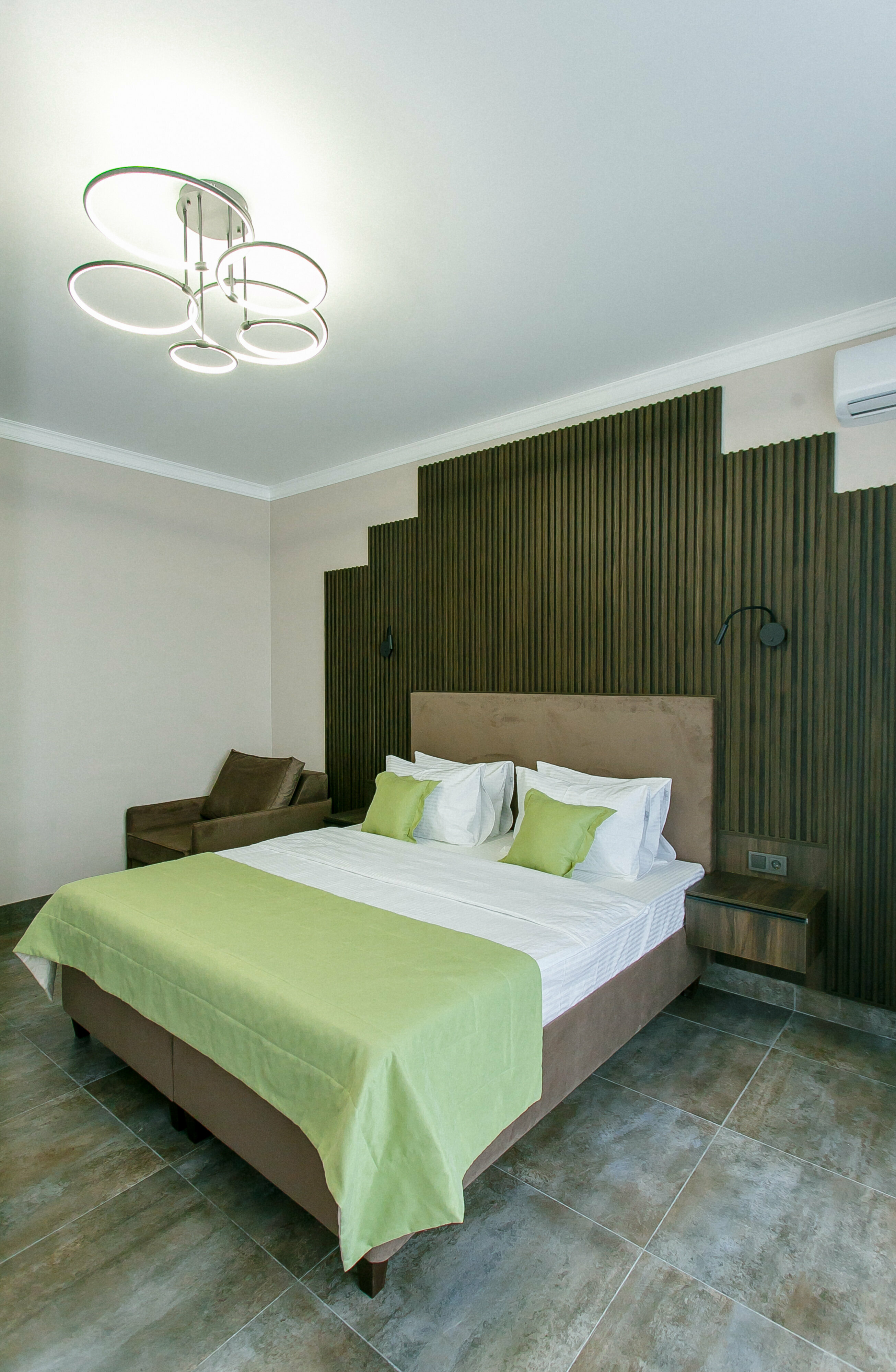 Стандарт DBL без балкона с видом на парк