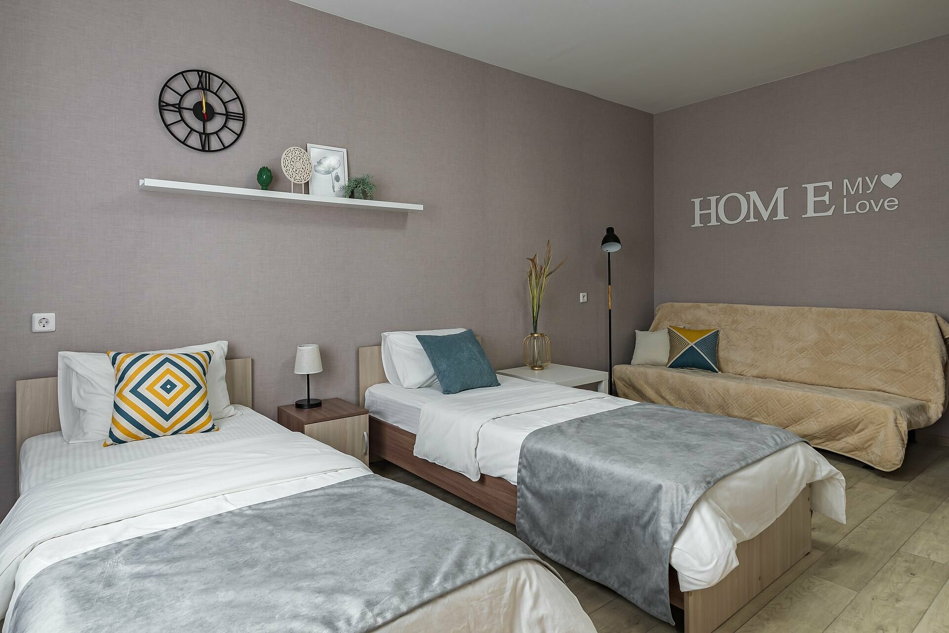 Апартаменты с балконом