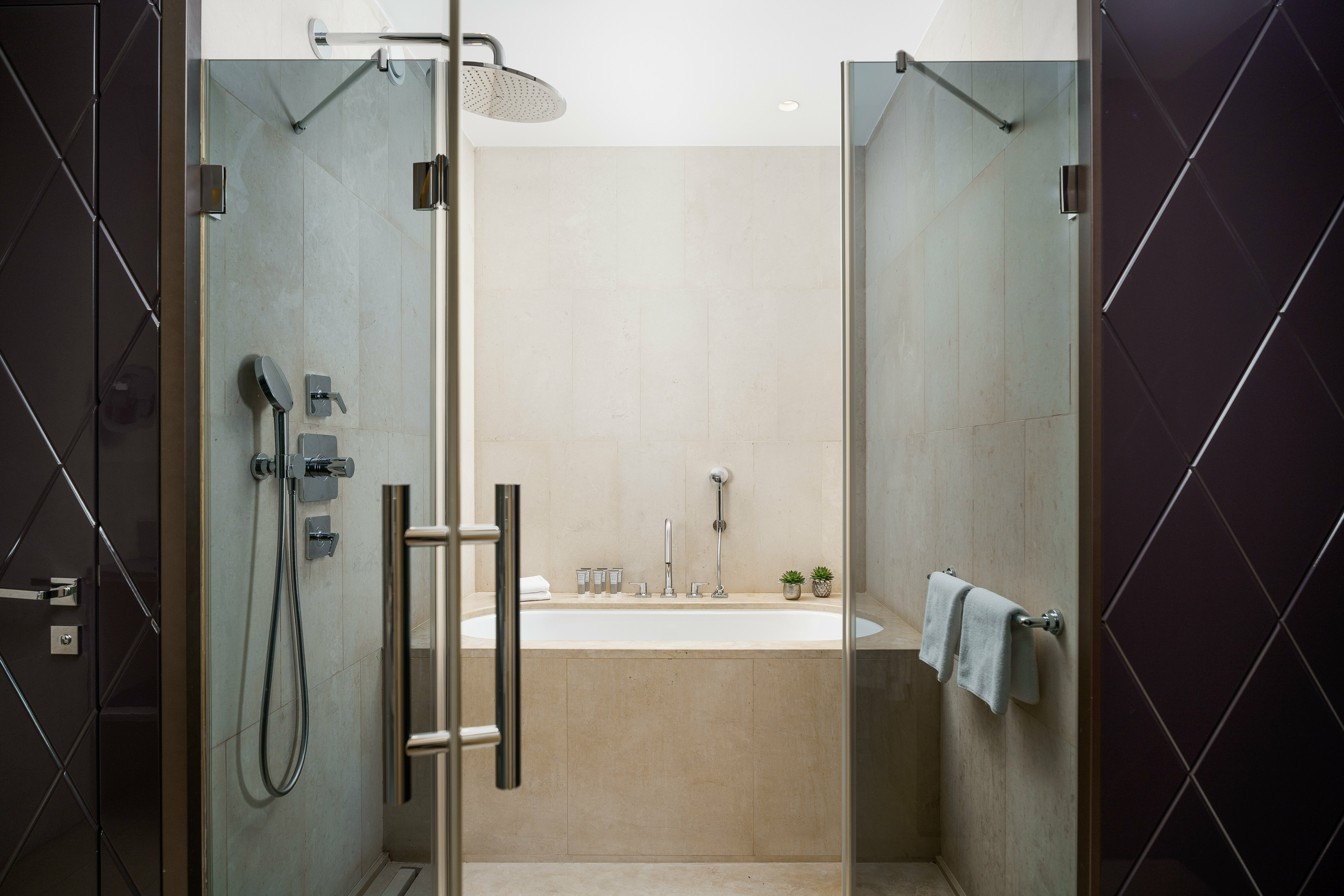 Номер Junior Suite SO Studio King - с большой двуспальной кроватью