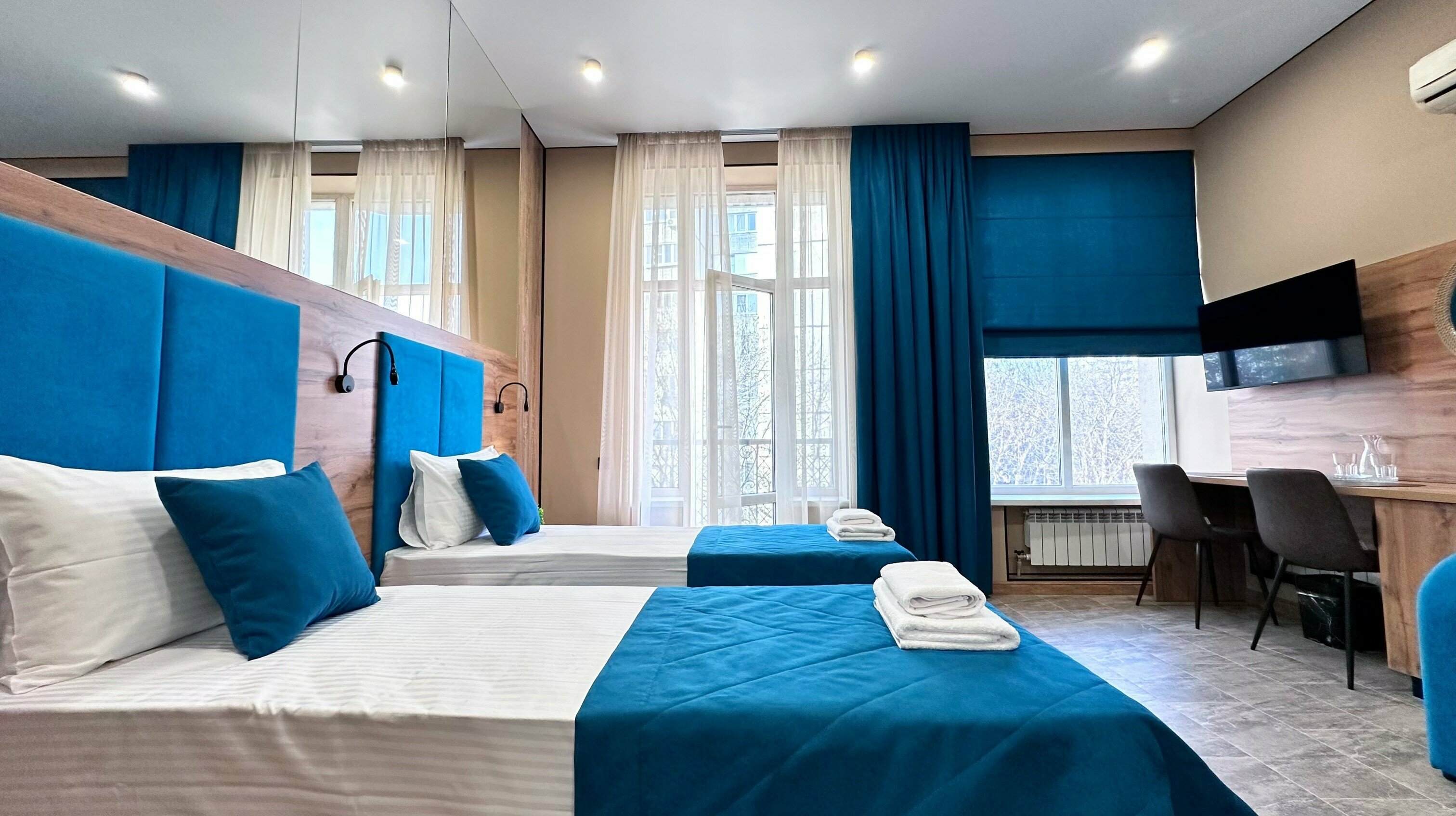 Люкс с балконом Twin