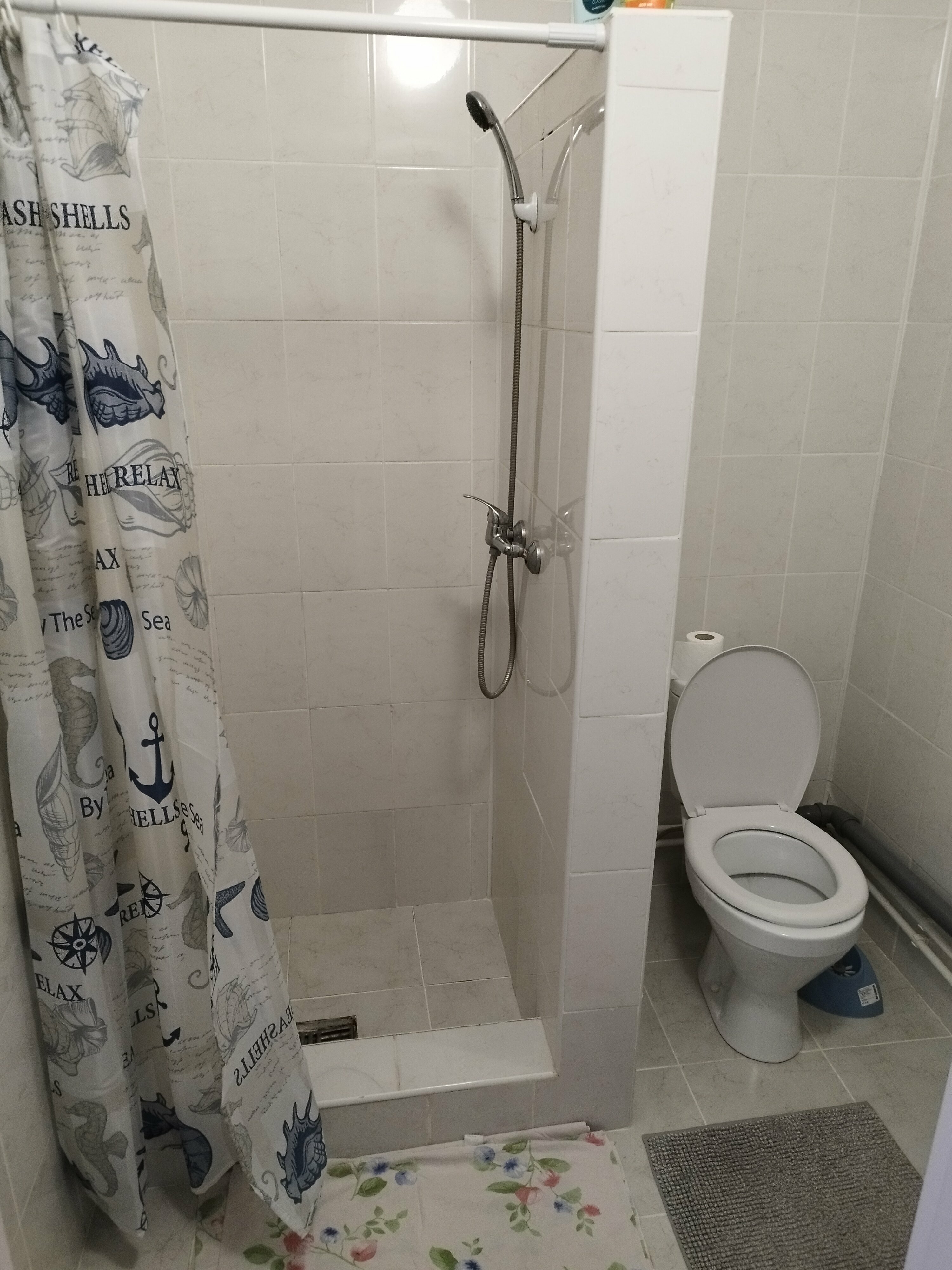 Двухместный номер с 2 отдельными кроватями и ванной