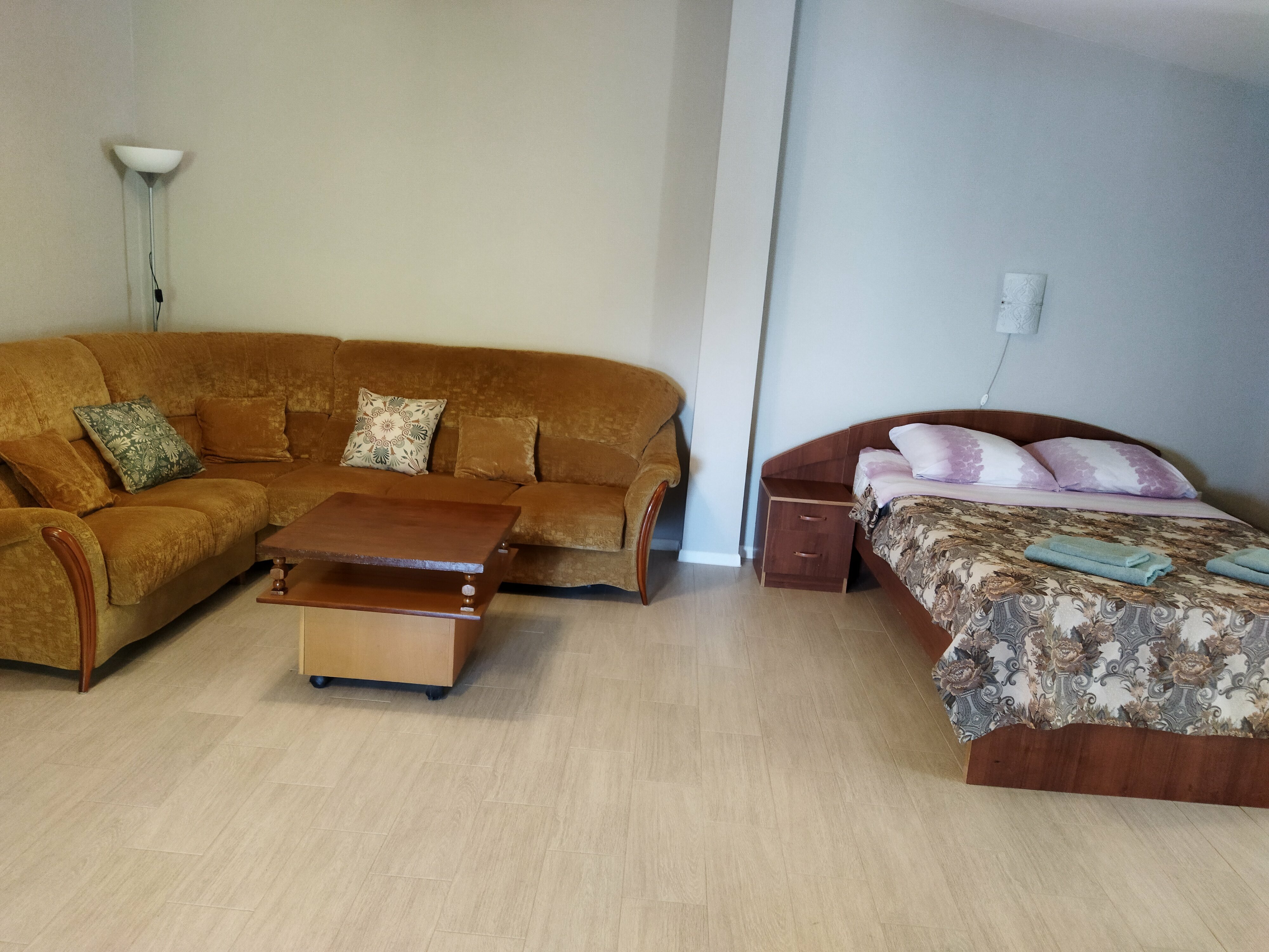 № 6 Двухкомнатный с балконом и видом на террасу