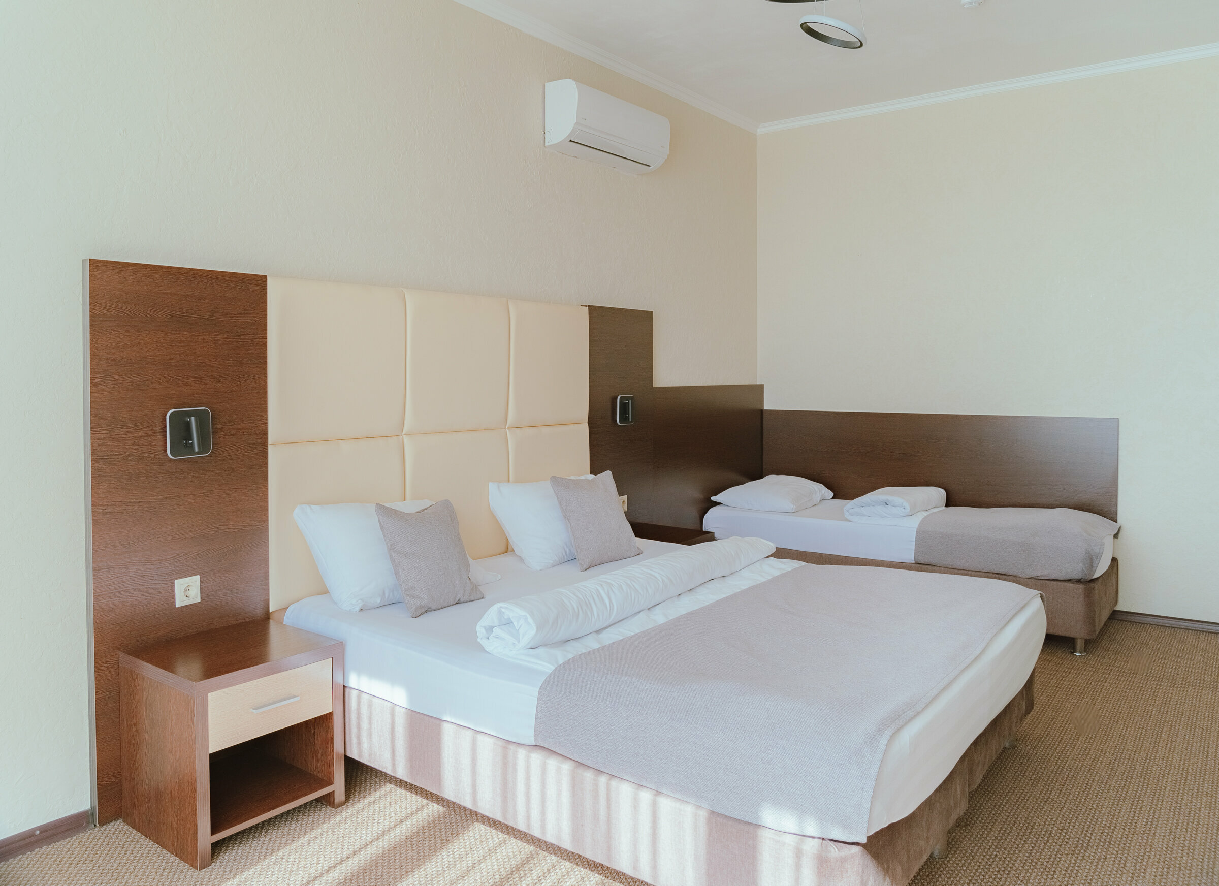 Люкс с кроватью размера «king-size» и видом на море