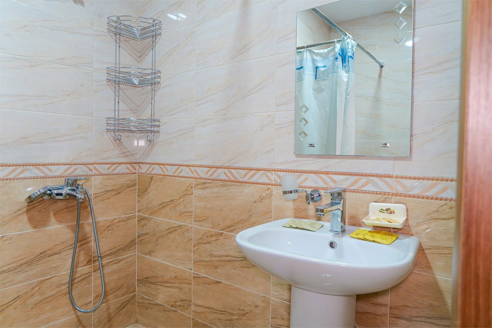 3 корпус, Люкс, двухкомнатный номер. 108. Без лифта.