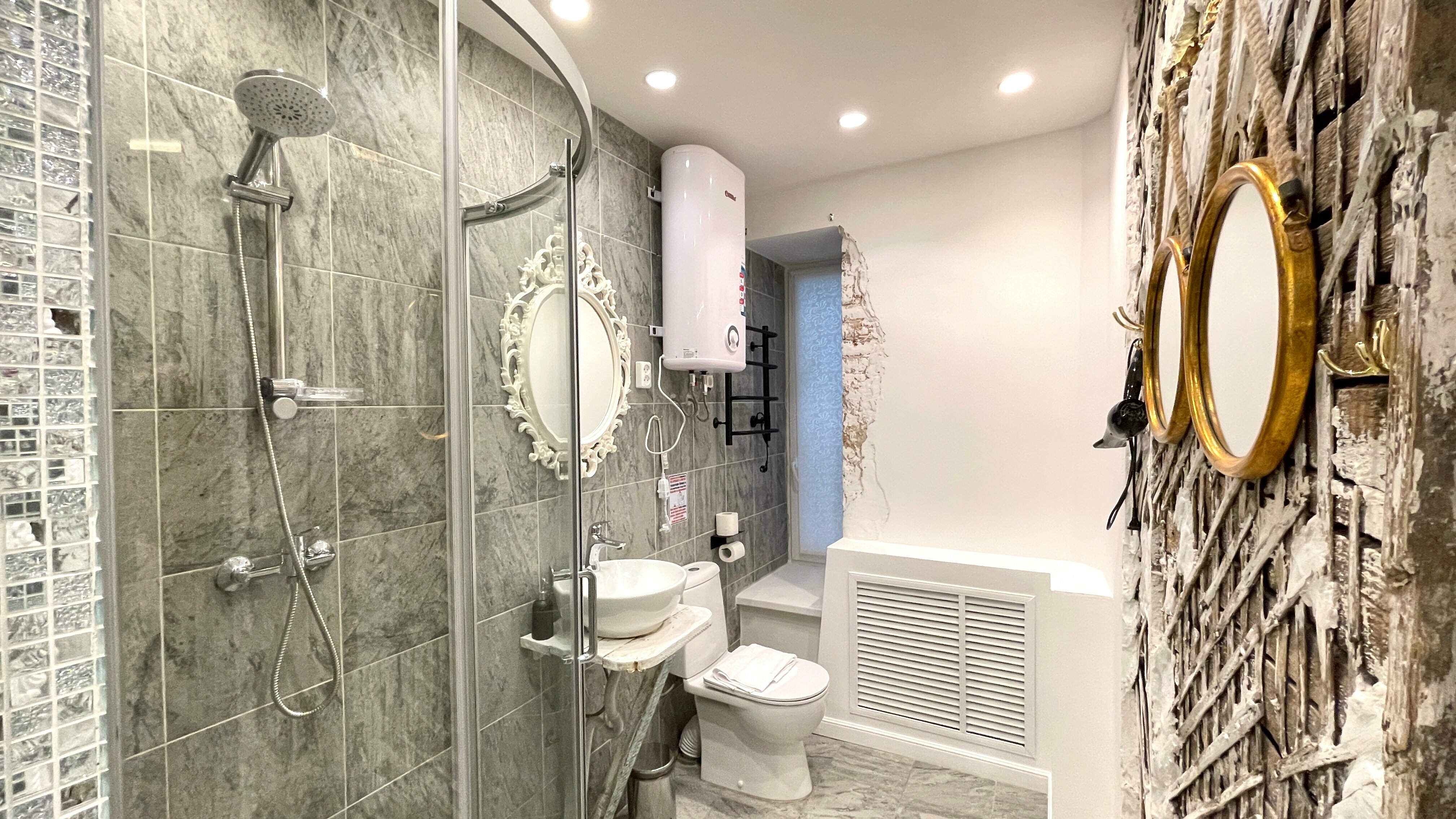 Двухместная студия на Рубинштейна 5