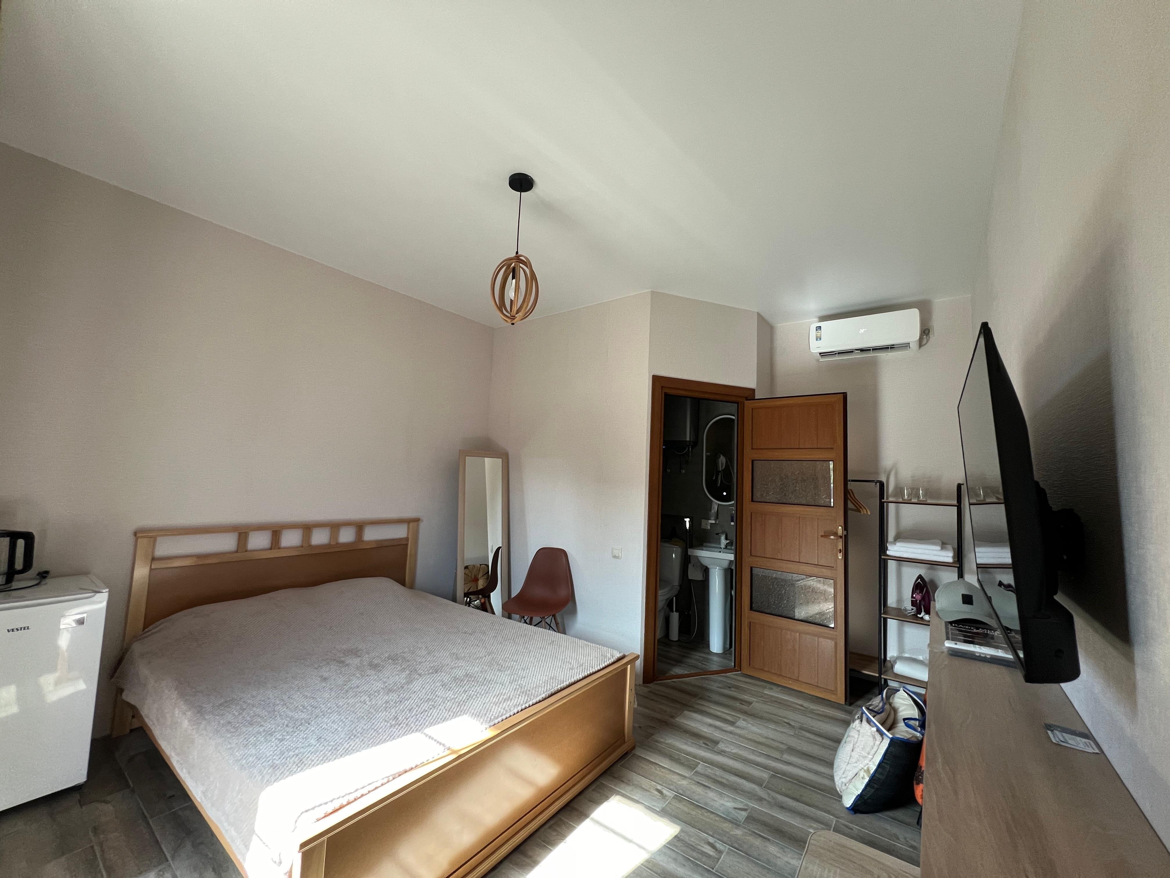 Семейный номер с видом на горы