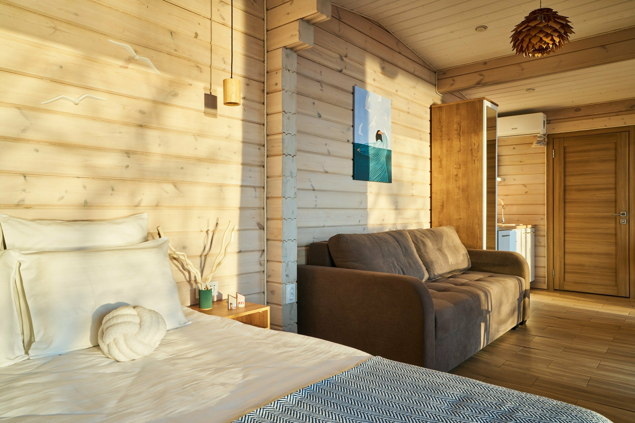 Студия у моря с купелью